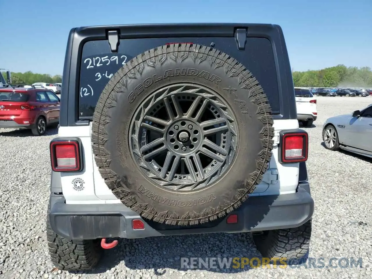 6 Photograph of a damaged car 1C4HJXFN2NW212592 JEEP All Models 2022