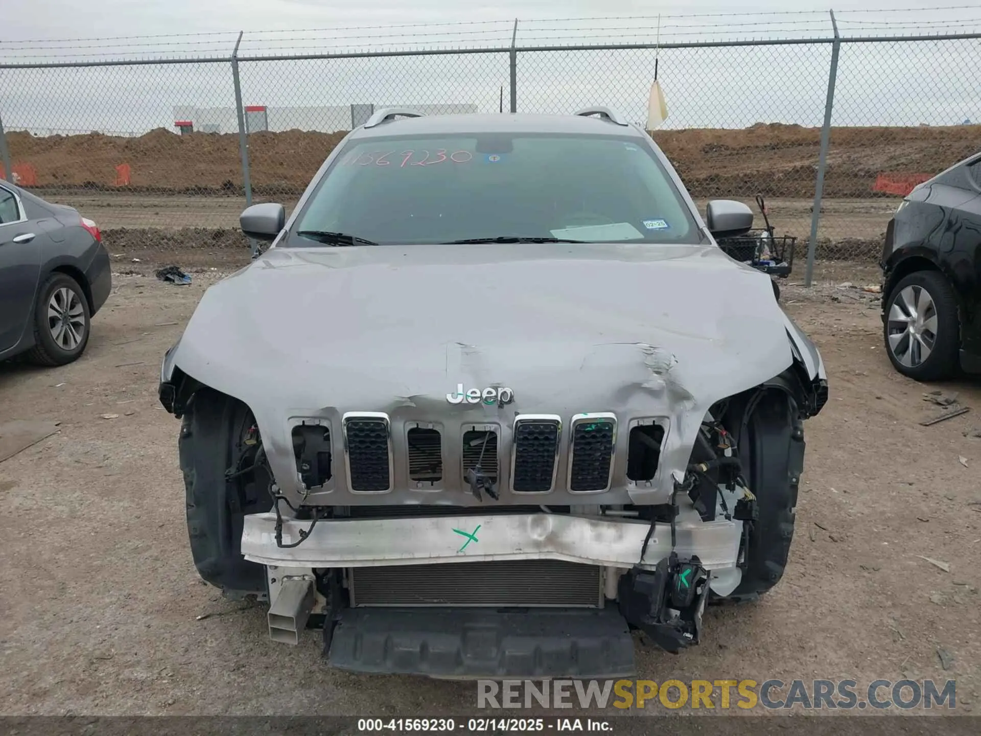 12 Photograph of a damaged car 1C4PJLCB0KD241773 JEEP CHEROKEE 2019