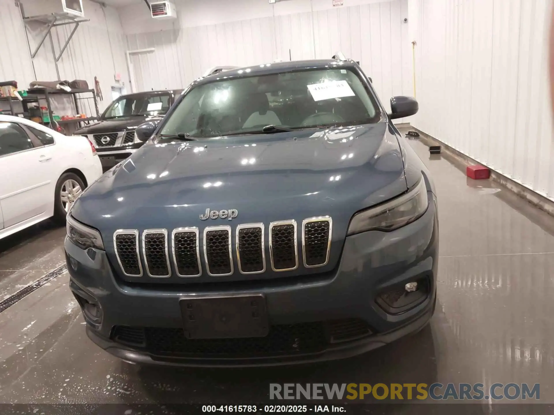 12 Photograph of a damaged car 1C4PJLCB0KD434554 JEEP CHEROKEE 2019