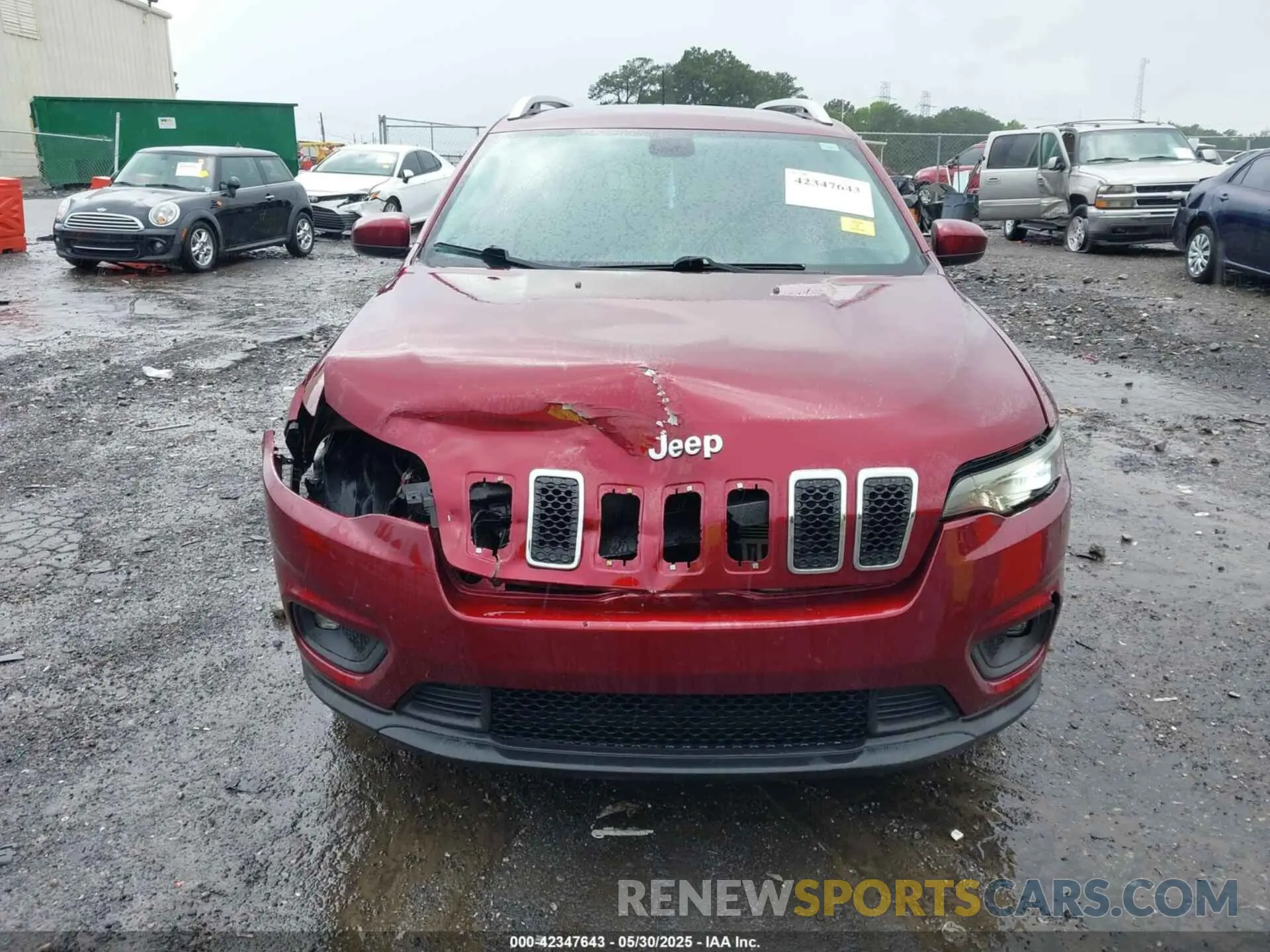6 Photograph of a damaged car 1C4PJLCB1KD241460 JEEP CHEROKEE 2019
