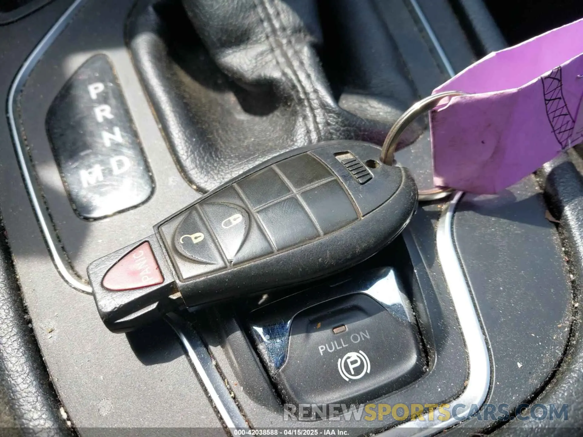 11 Photograph of a damaged car 1C4PJLCB1KD373537 JEEP CHEROKEE 2019