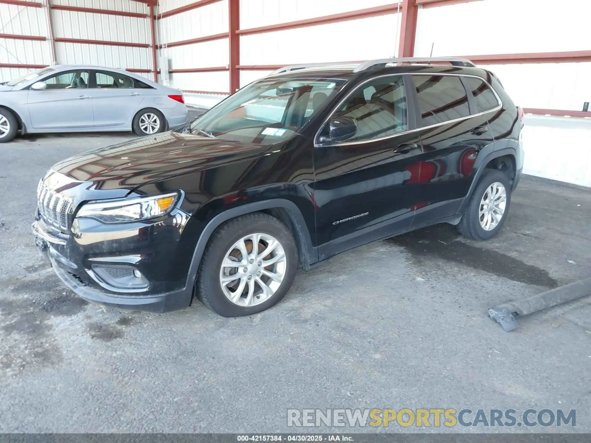 2 Photograph of a damaged car 1C4PJLCB1KD444428 JEEP CHEROKEE 2019