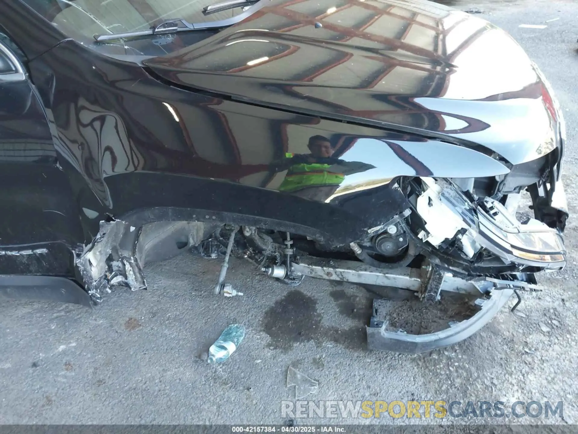 6 Photograph of a damaged car 1C4PJLCB1KD444428 JEEP CHEROKEE 2019