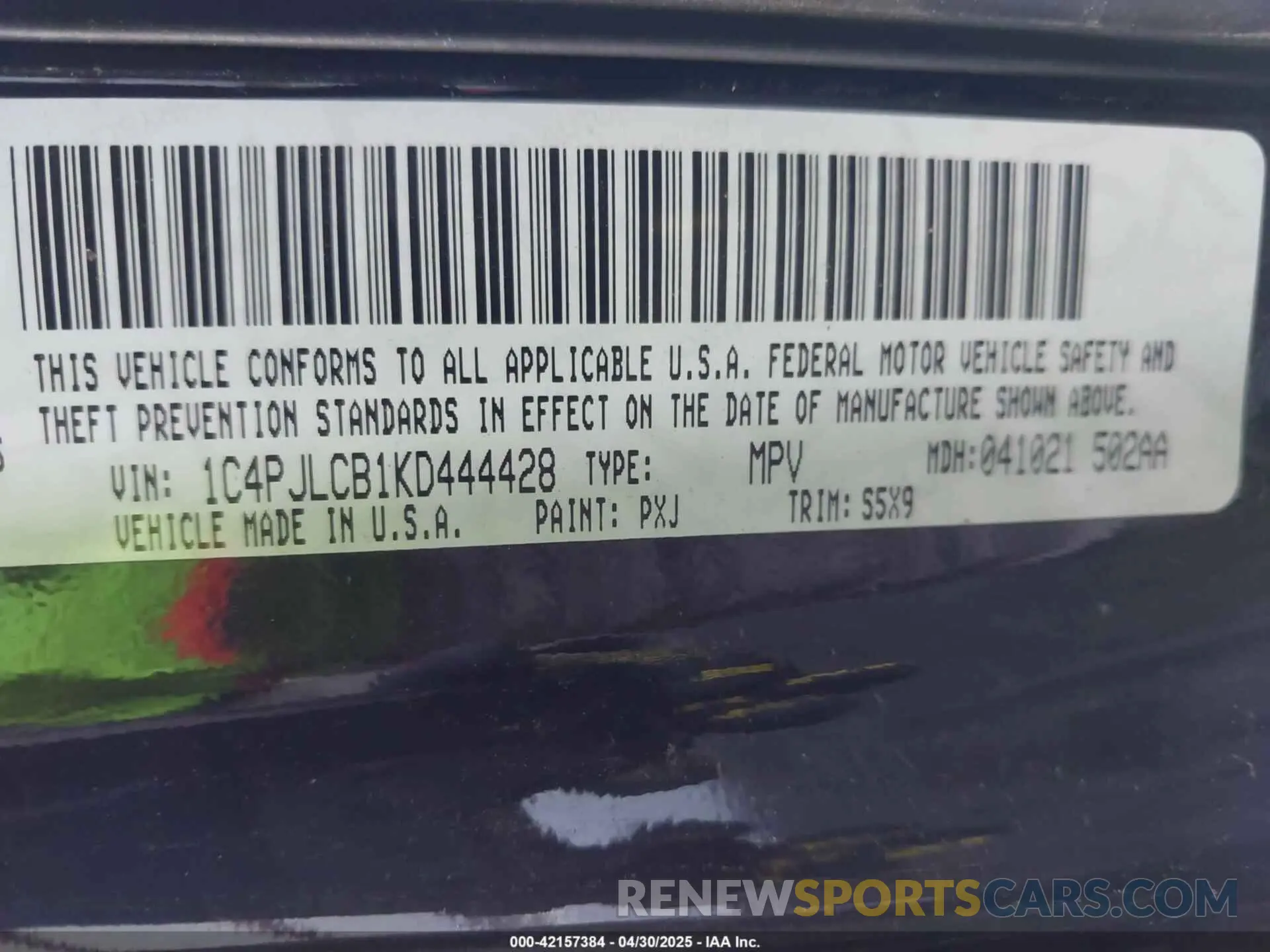 9 Photograph of a damaged car 1C4PJLCB1KD444428 JEEP CHEROKEE 2019