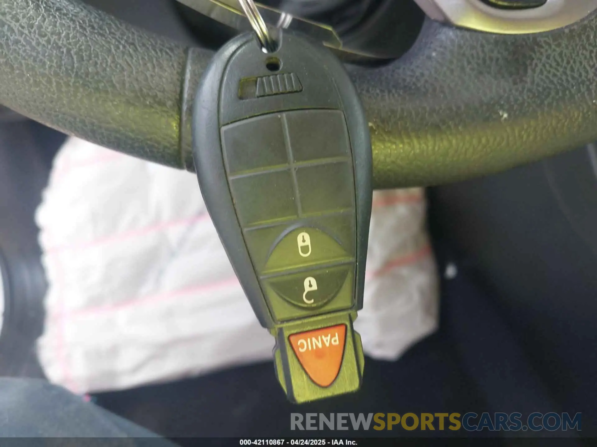 11 Photograph of a damaged car 1C4PJLCB2KD340580 JEEP CHEROKEE 2019