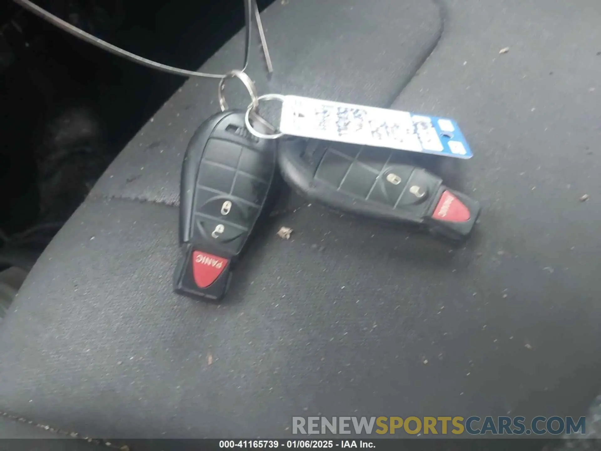 11 Photograph of a damaged car 1C4PJLCB3KD241170 JEEP CHEROKEE 2019