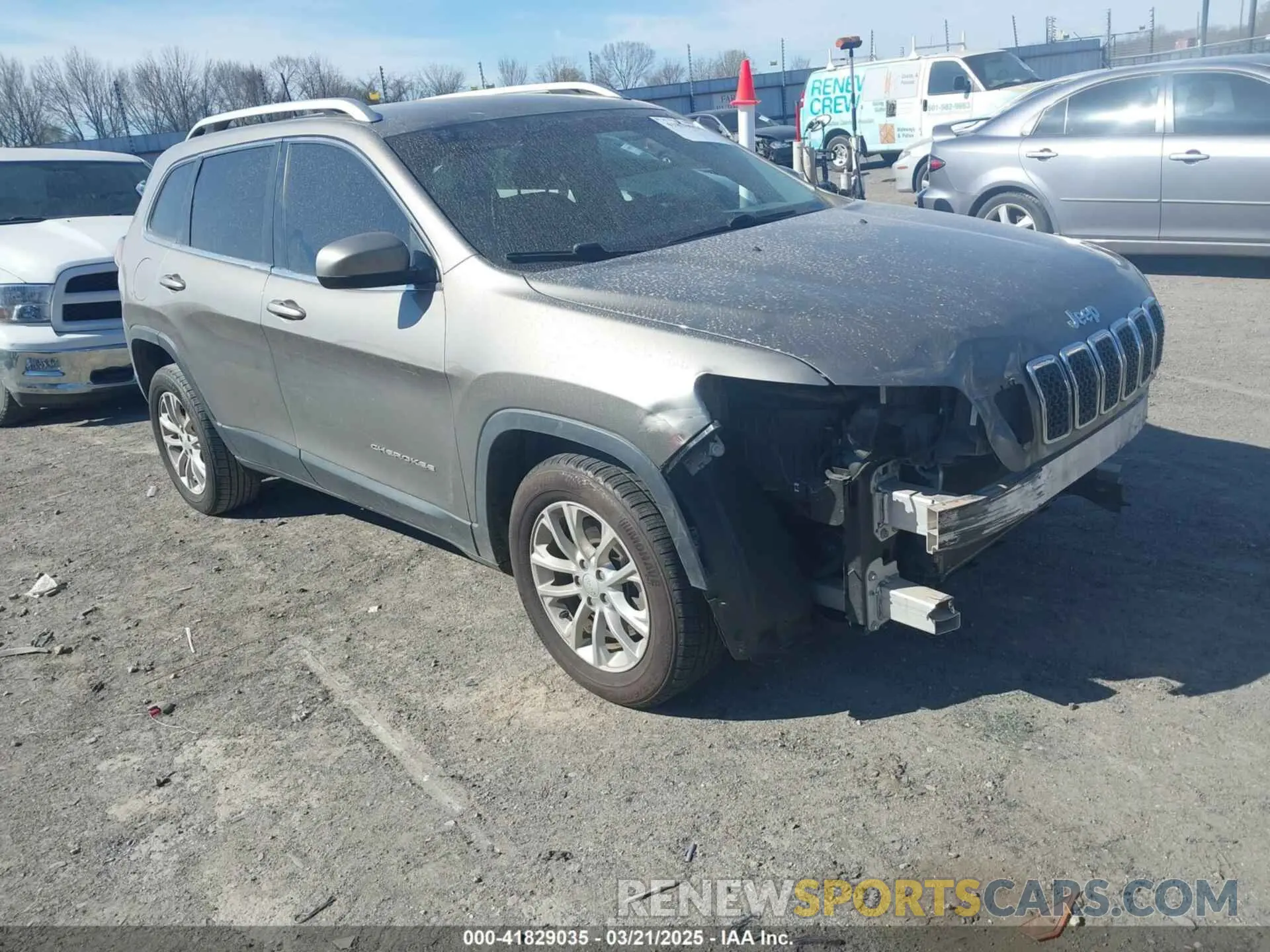 1 Photograph of a damaged car 1C4PJLCB4KD175809 JEEP CHEROKEE 2019
