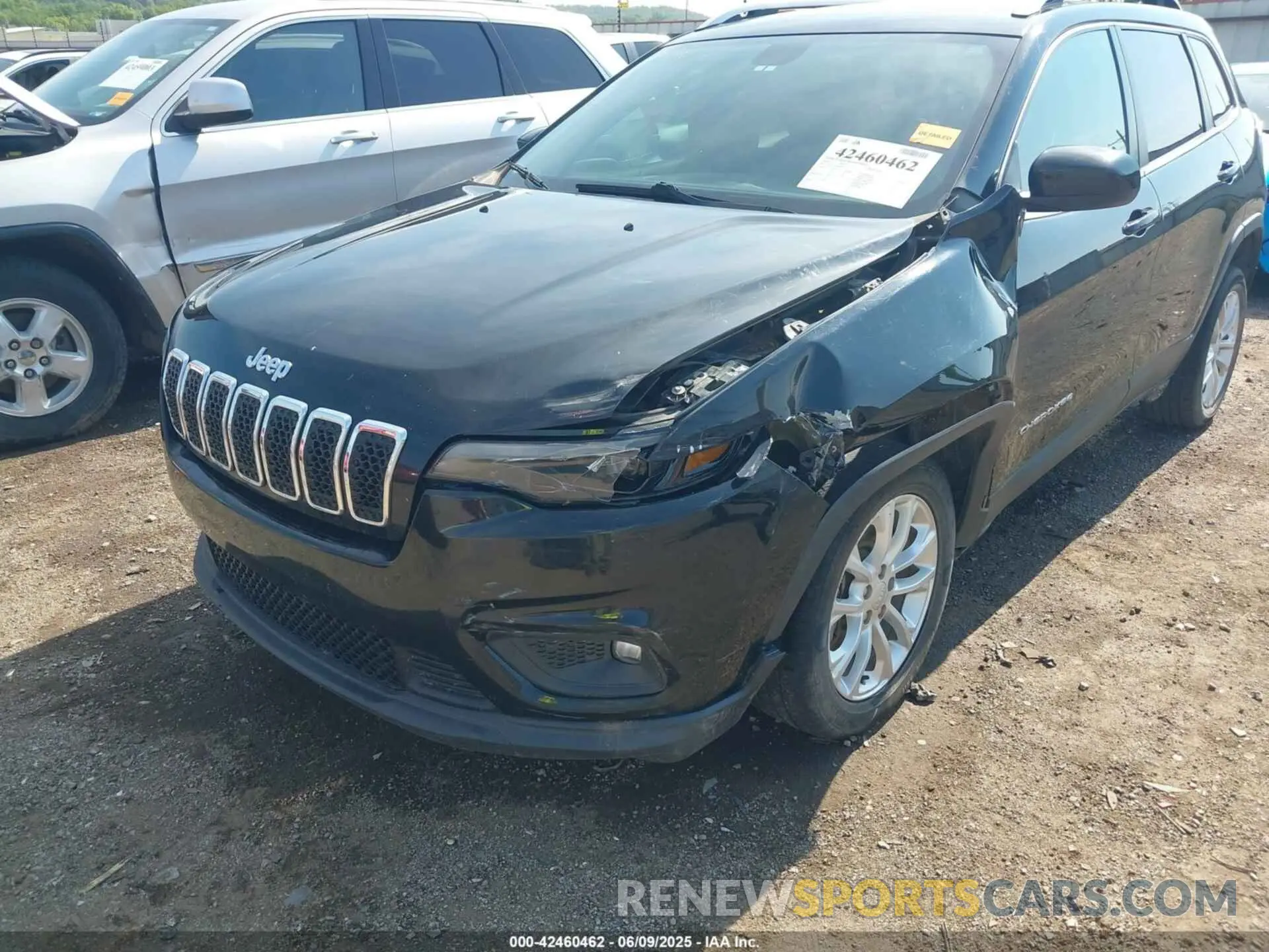 6 Photograph of a damaged car 1C4PJLCB4KD487371 JEEP CHEROKEE 2019