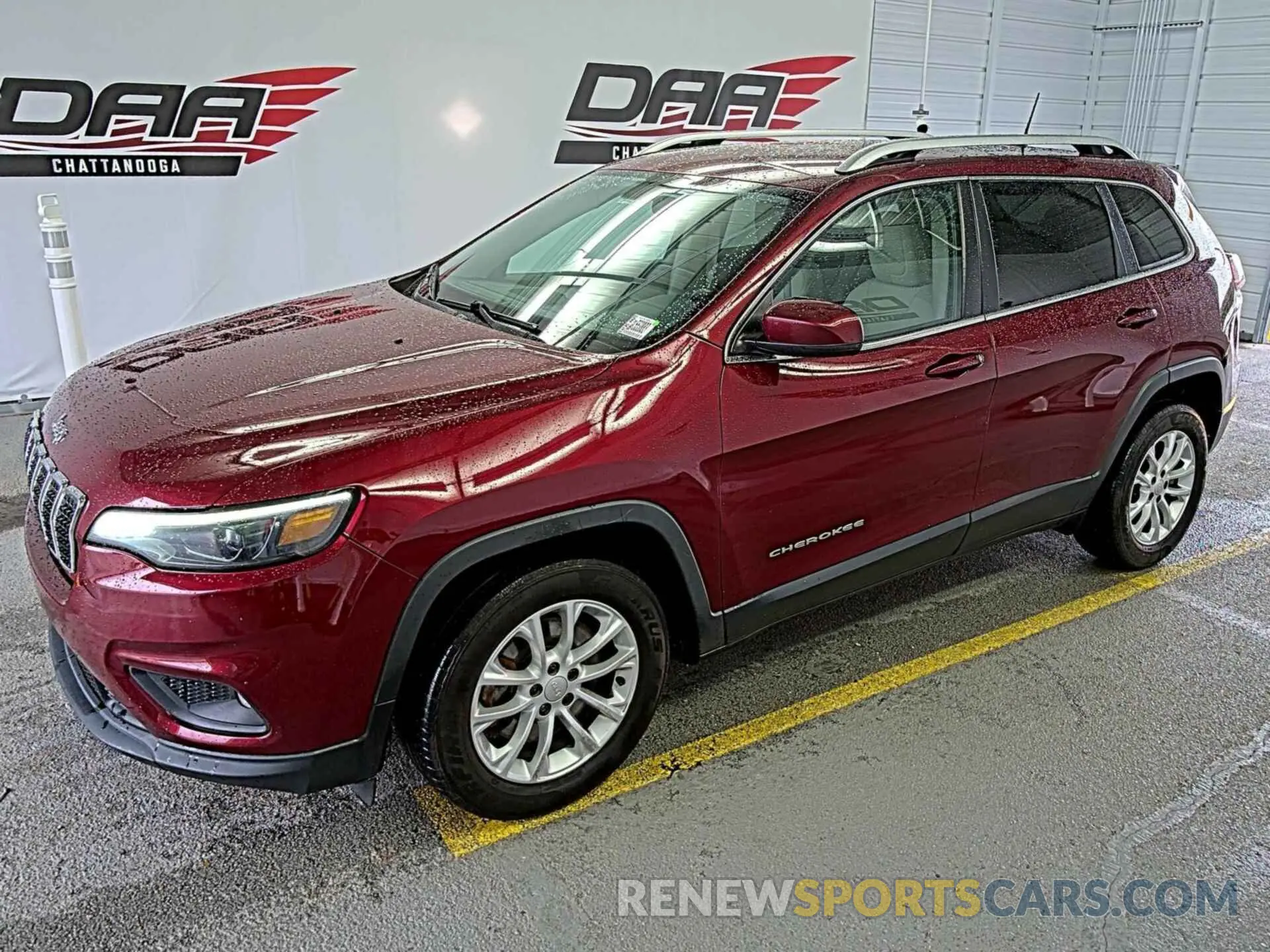 26 Photograph of a damaged car 1C4PJLCB5KD448126 JEEP CHEROKEE 2019
