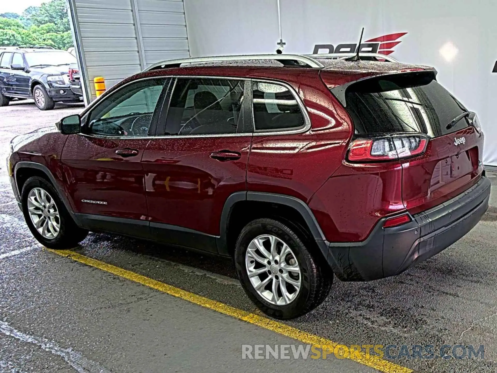 38 Photograph of a damaged car 1C4PJLCB5KD448126 JEEP CHEROKEE 2019