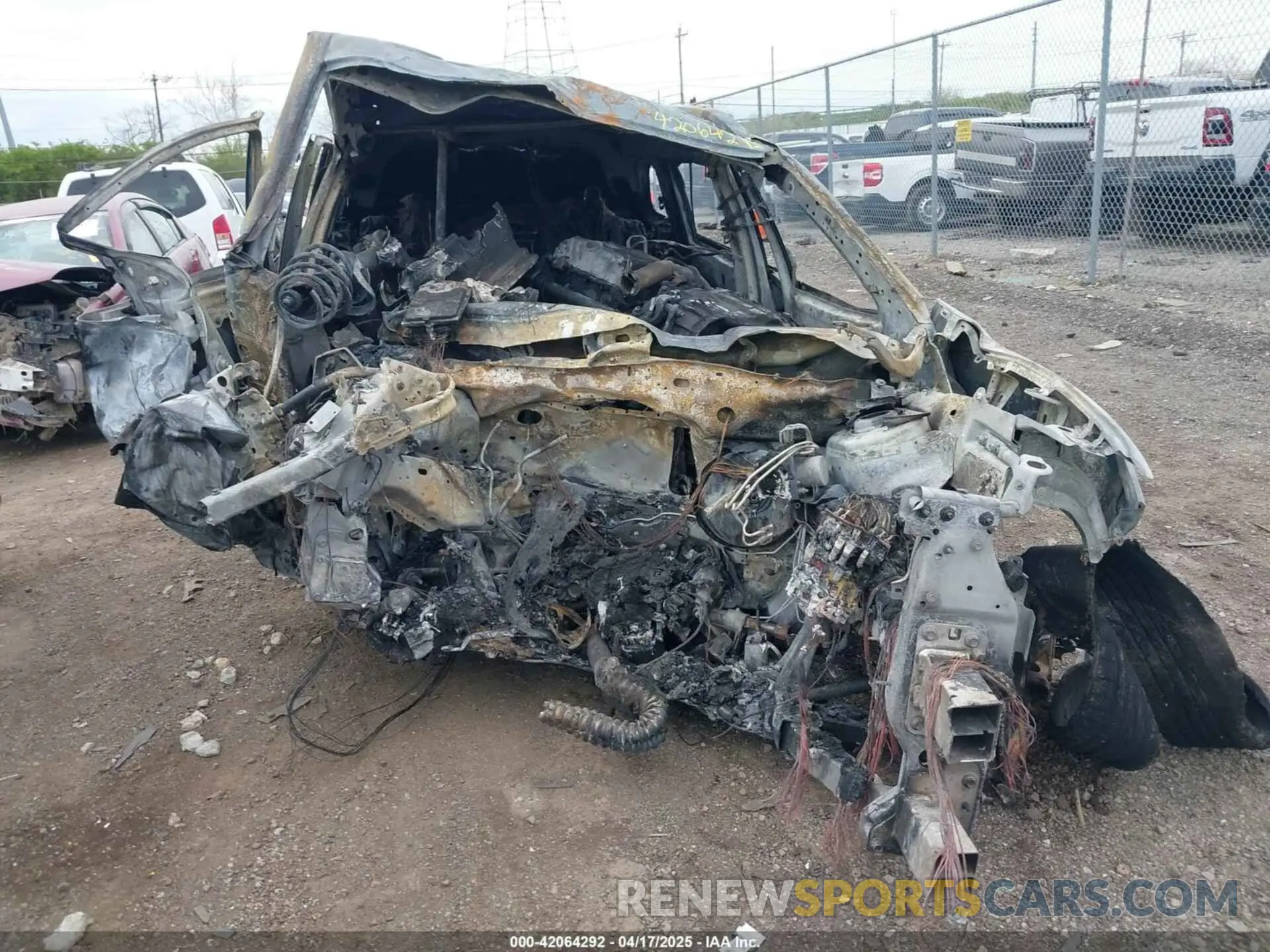 11 Photograph of a damaged car 1C4PJLCB5KD455769 JEEP CHEROKEE 2019