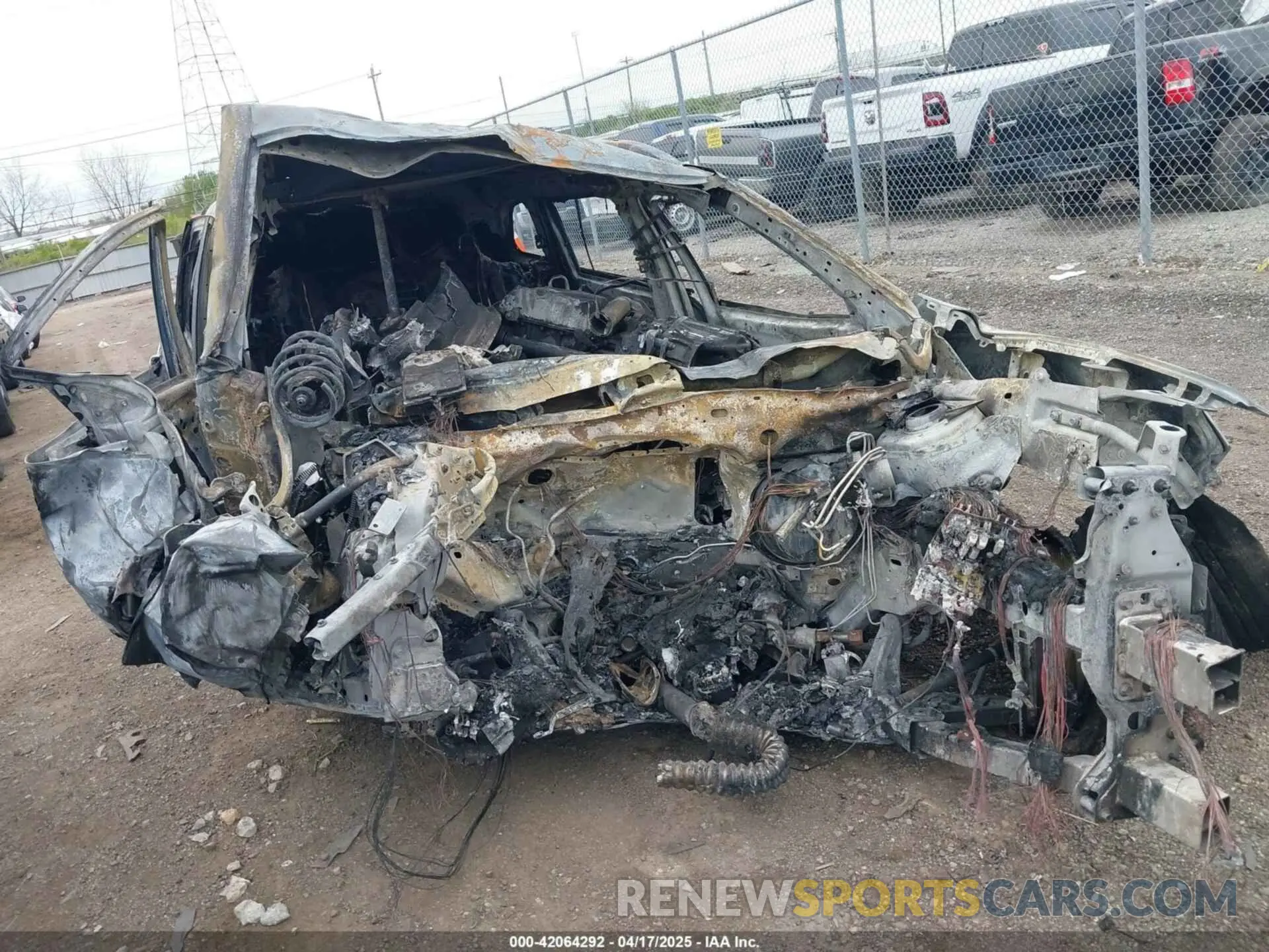 6 Photograph of a damaged car 1C4PJLCB5KD455769 JEEP CHEROKEE 2019