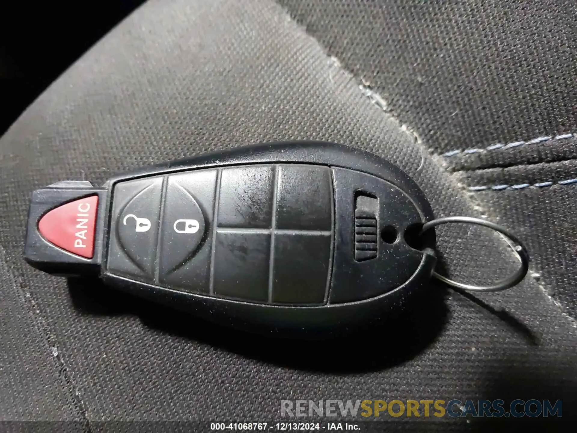 11 Photograph of a damaged car 1C4PJLCB6KD171244 JEEP CHEROKEE 2019