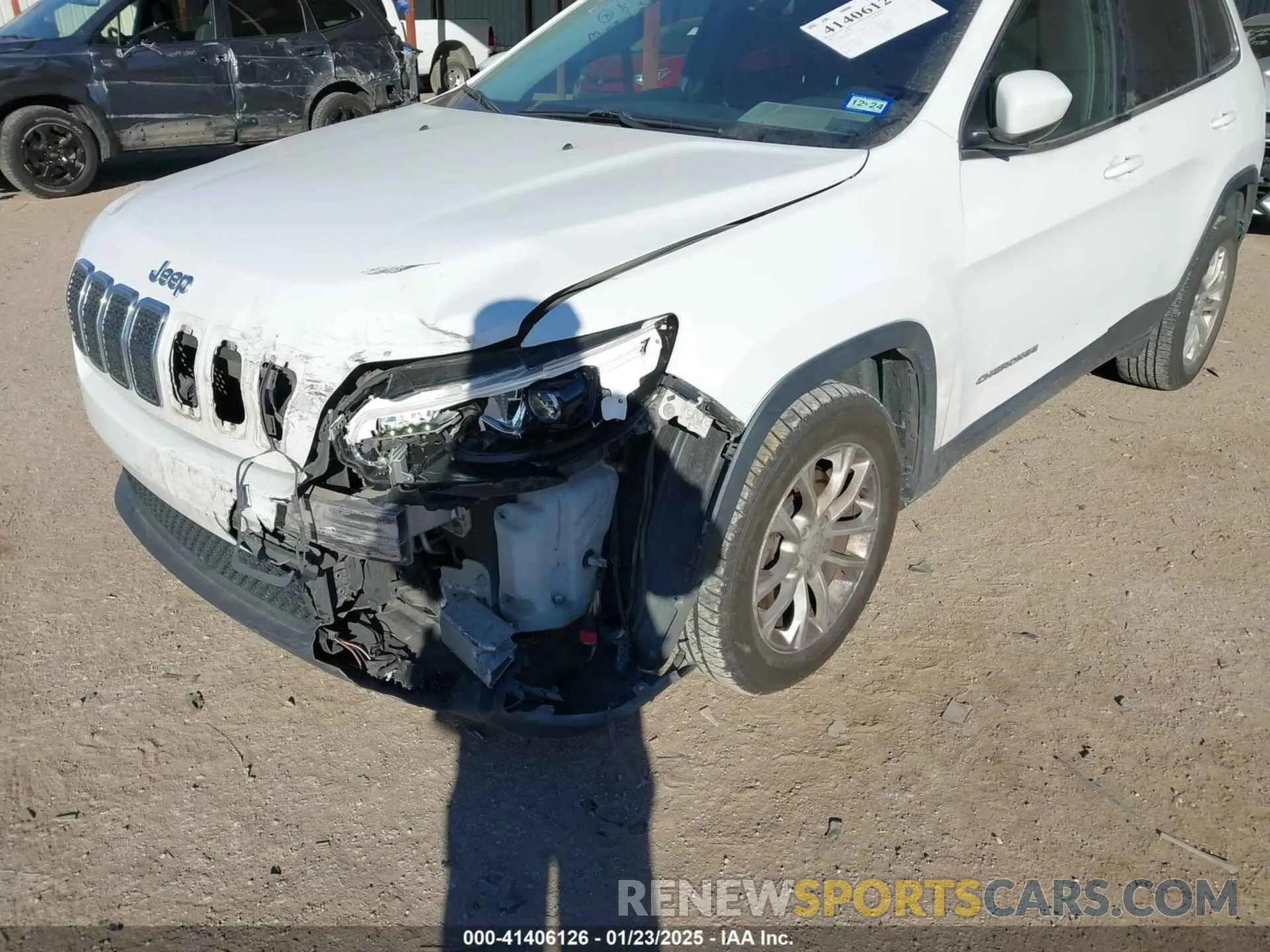 6 Photograph of a damaged car 1C4PJLCB6KD373470 JEEP CHEROKEE 2019