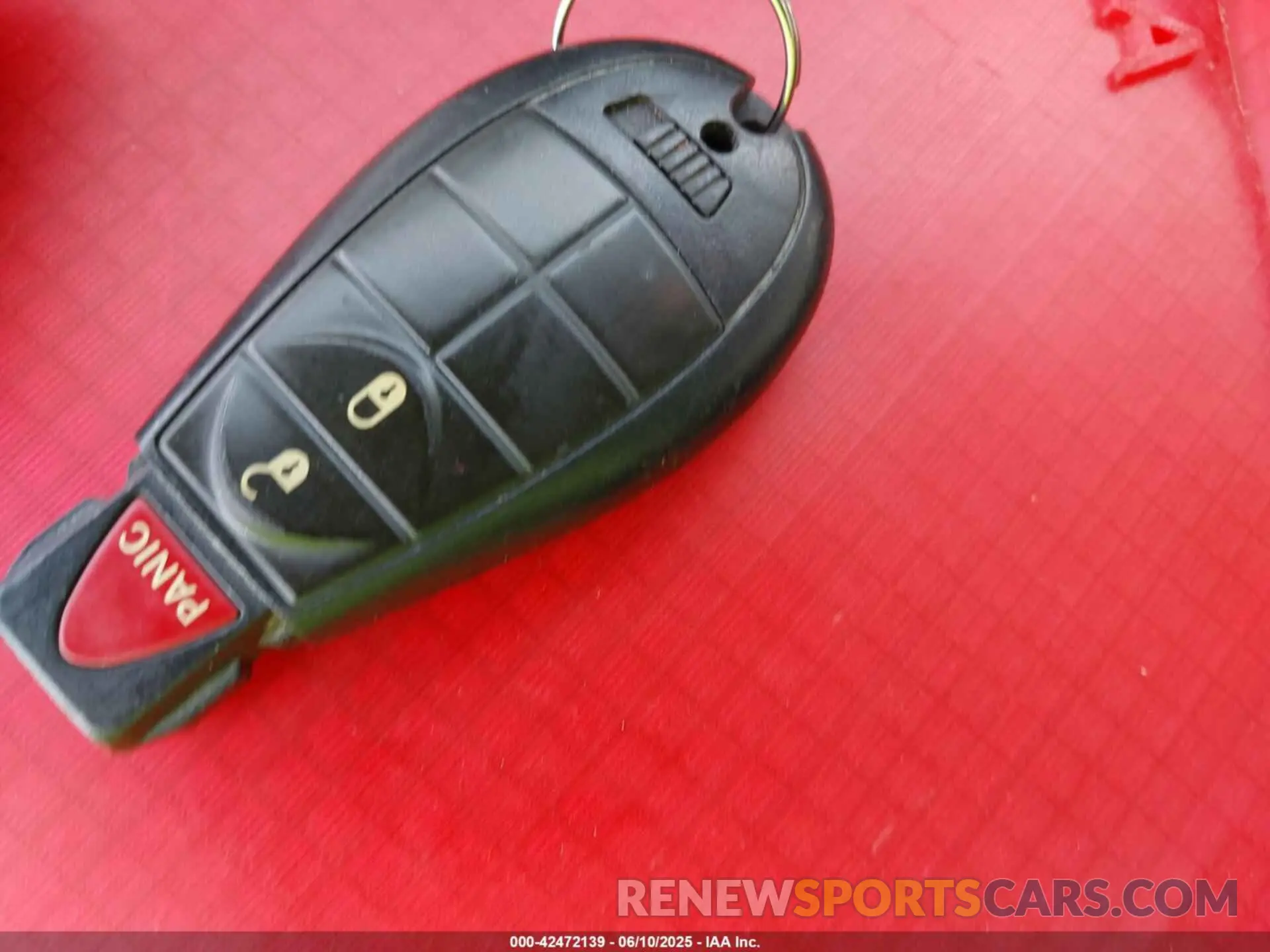 11 Photograph of a damaged car 1C4PJLCB8KD247692 JEEP CHEROKEE 2019