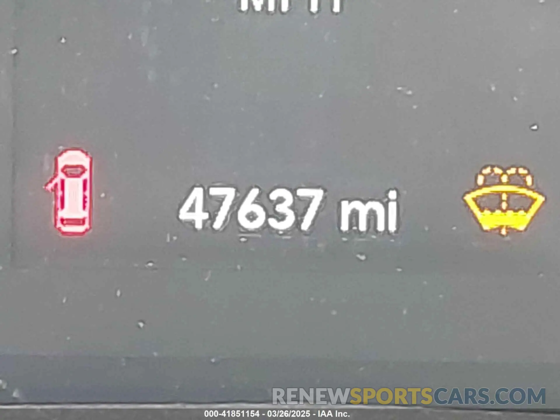 15 Photograph of a damaged car 1C4PJLCB8KD366438 JEEP CHEROKEE 2019