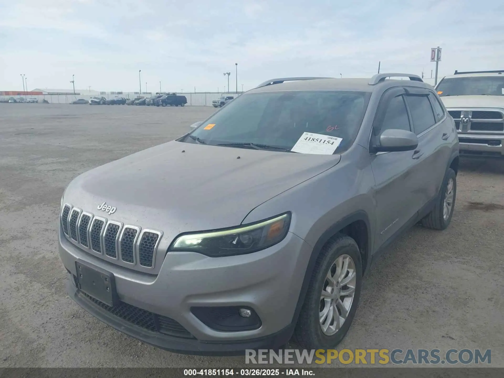 6 Photograph of a damaged car 1C4PJLCB8KD366438 JEEP CHEROKEE 2019