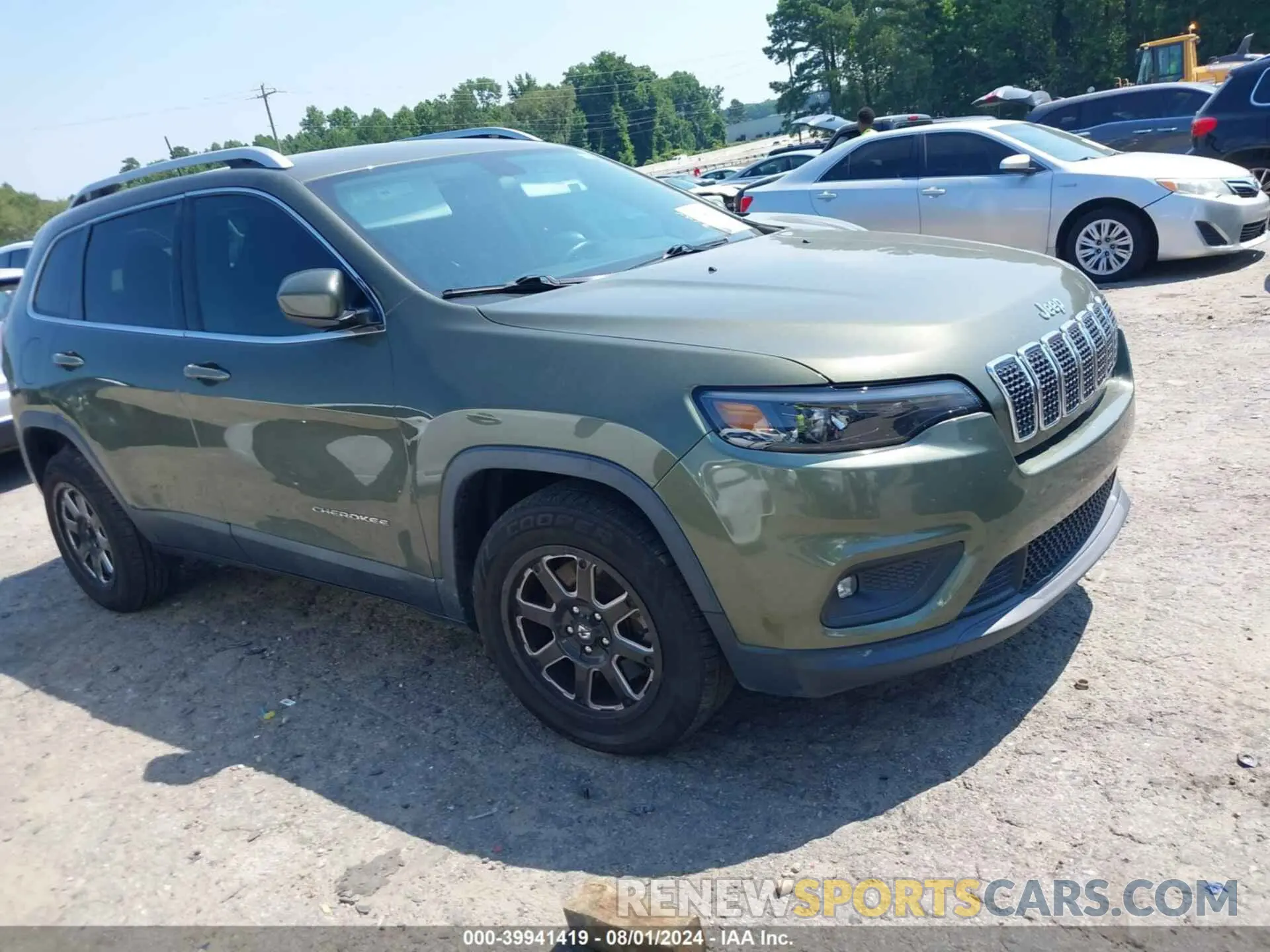 1 Photograph of a damaged car 1C4PJLCB9KD109451 JEEP CHEROKEE 2019