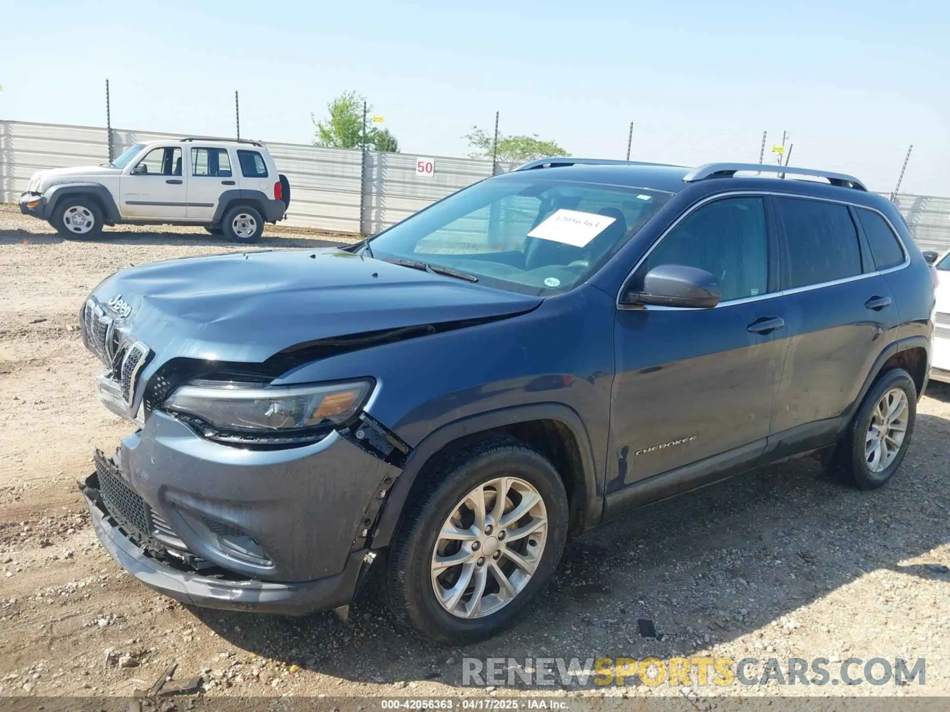 2 Photograph of a damaged car 1C4PJLCBXKD381863 JEEP CHEROKEE 2019
