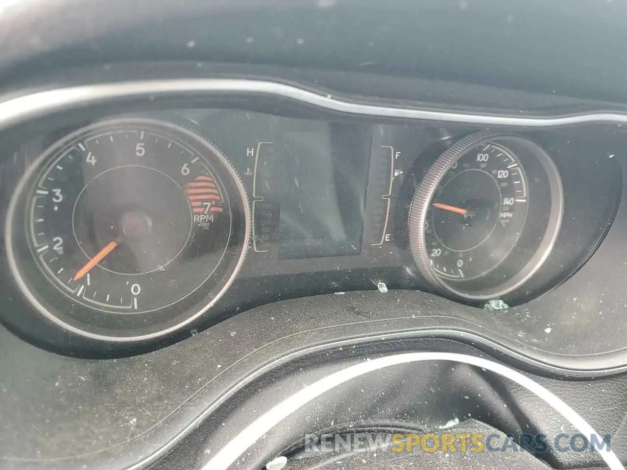 9 Photograph of a damaged car 1C4PJLCBXKD406180 JEEP CHEROKEE 2019