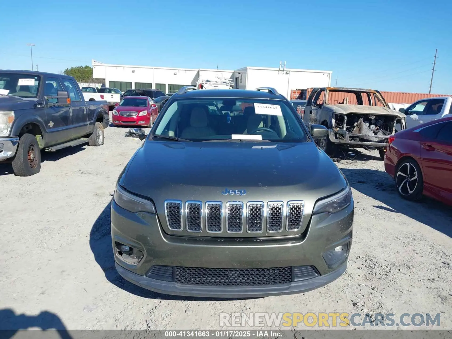 12 Photograph of a damaged car 1C4PJLCX1KD120603 JEEP CHEROKEE 2019