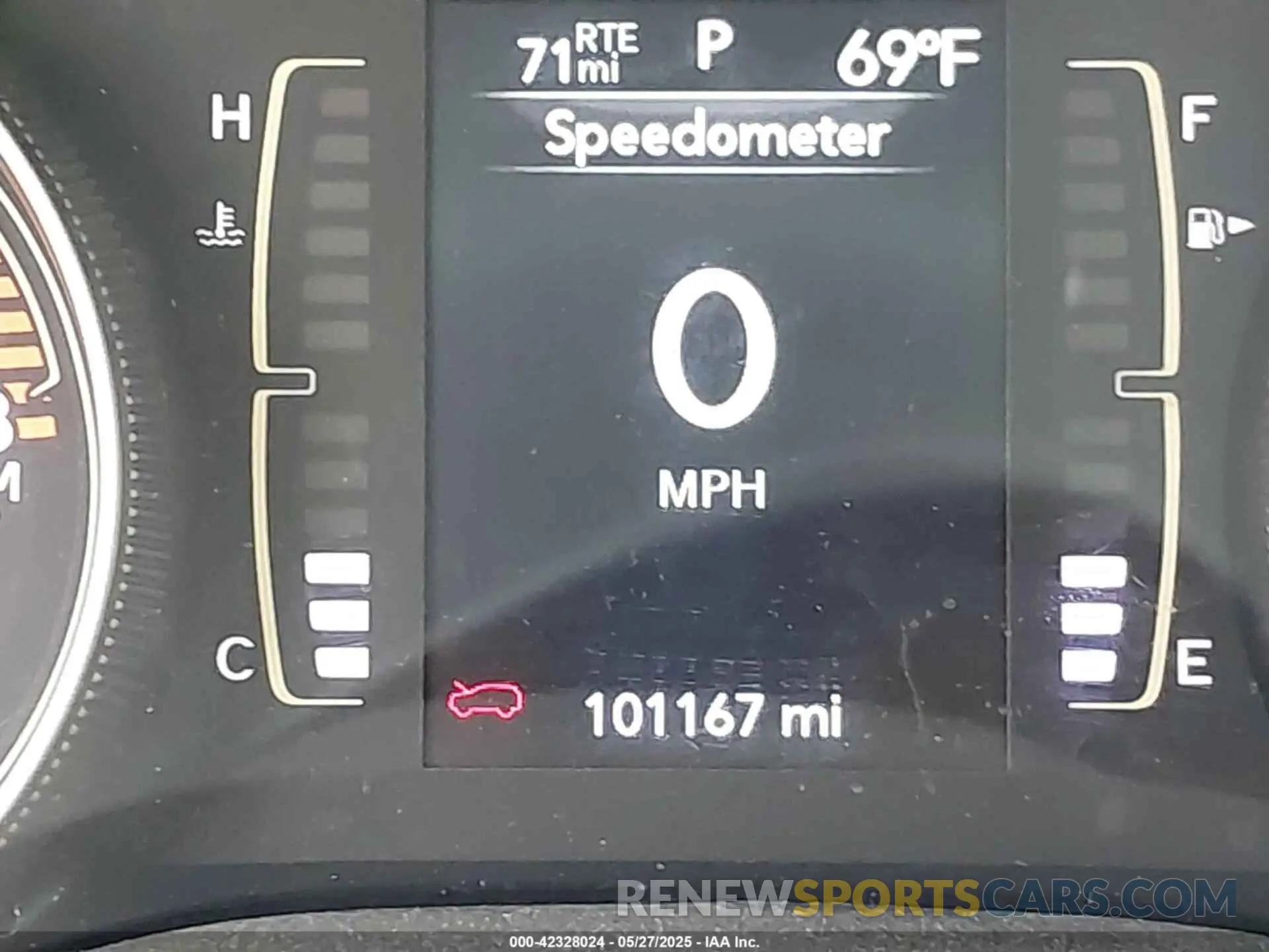 16 Photograph of a damaged car 1C4PJLCX9KD377430 JEEP CHEROKEE 2019