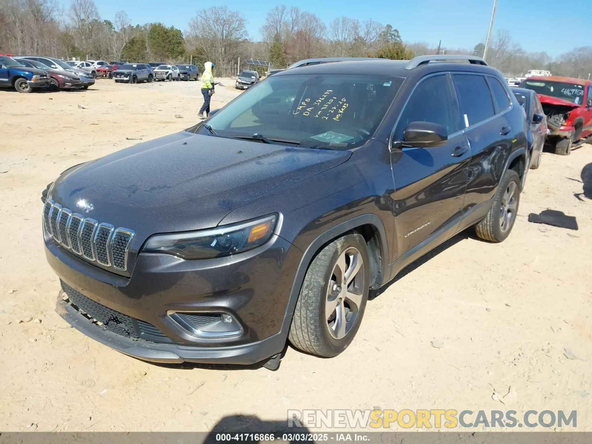2 Photograph of a damaged car 1C4PJLDB1KD392751 JEEP CHEROKEE 2019
