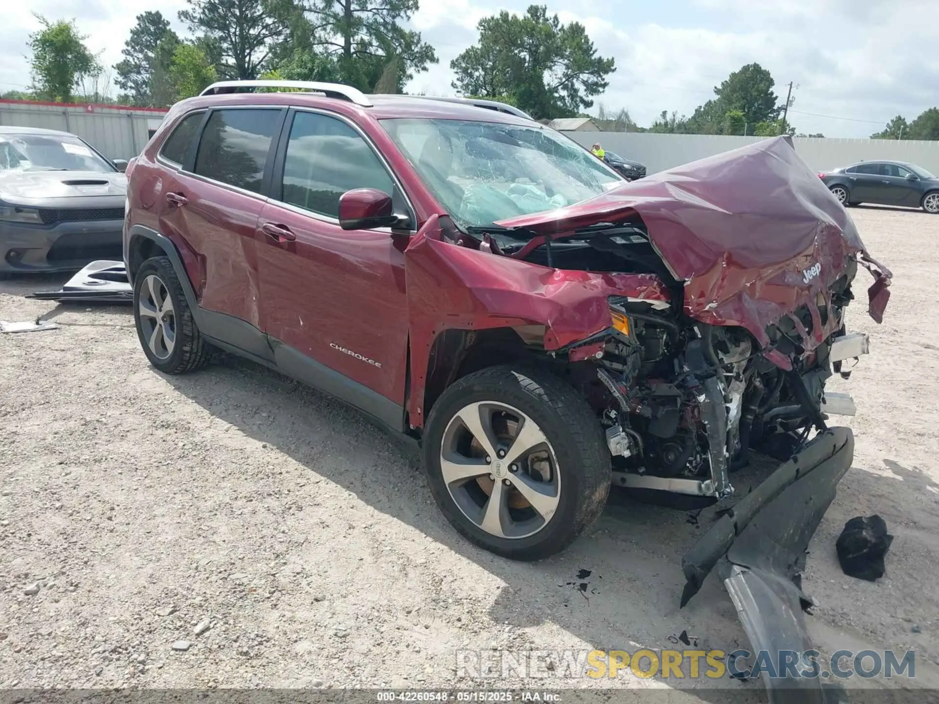 1 Photograph of a damaged car 1C4PJLDB1KD443567 JEEP CHEROKEE 2019