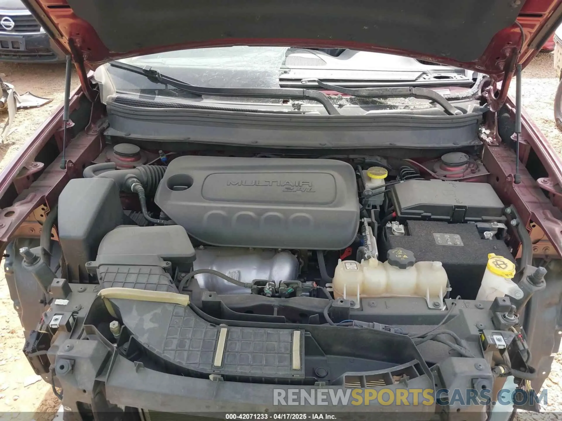 10 Photograph of a damaged car 1C4PJLDB3KD266665 JEEP CHEROKEE 2019