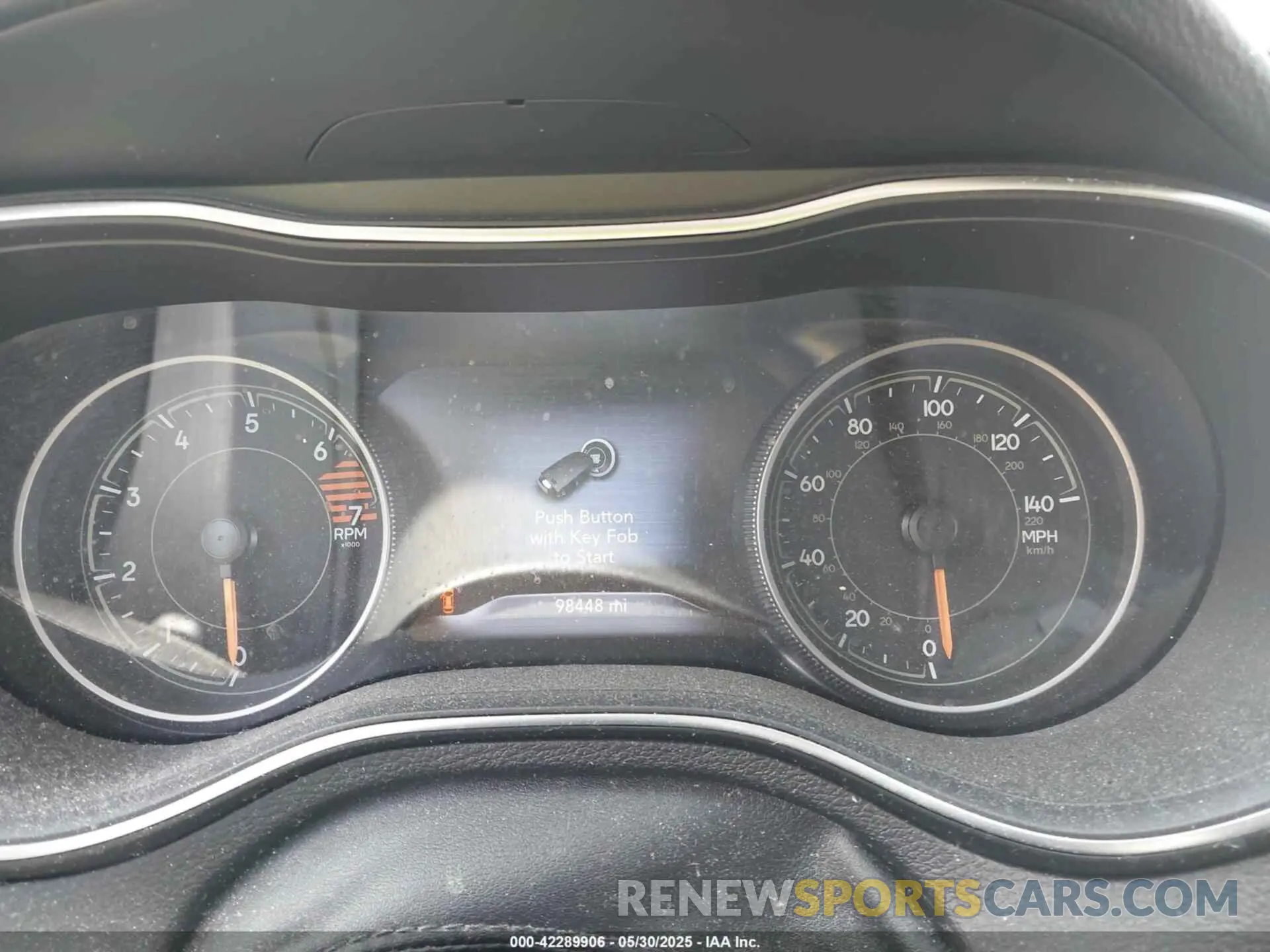 7 Photograph of a damaged car 1C4PJLDB5KD380988 JEEP CHEROKEE 2019