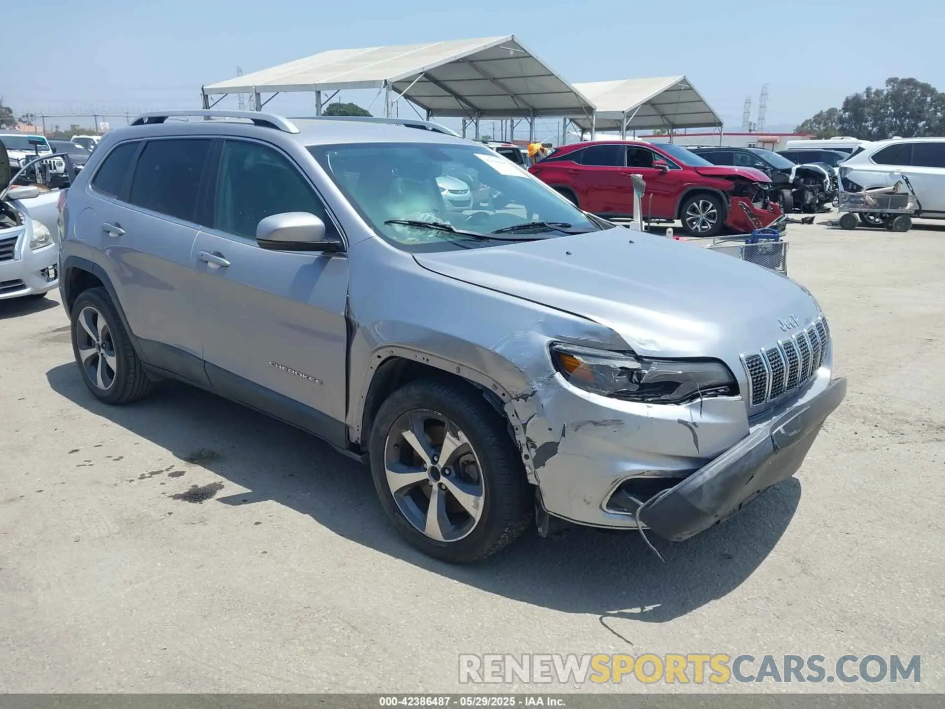 1 Photograph of a damaged car 1C4PJLDB7KD207845 JEEP CHEROKEE 2019