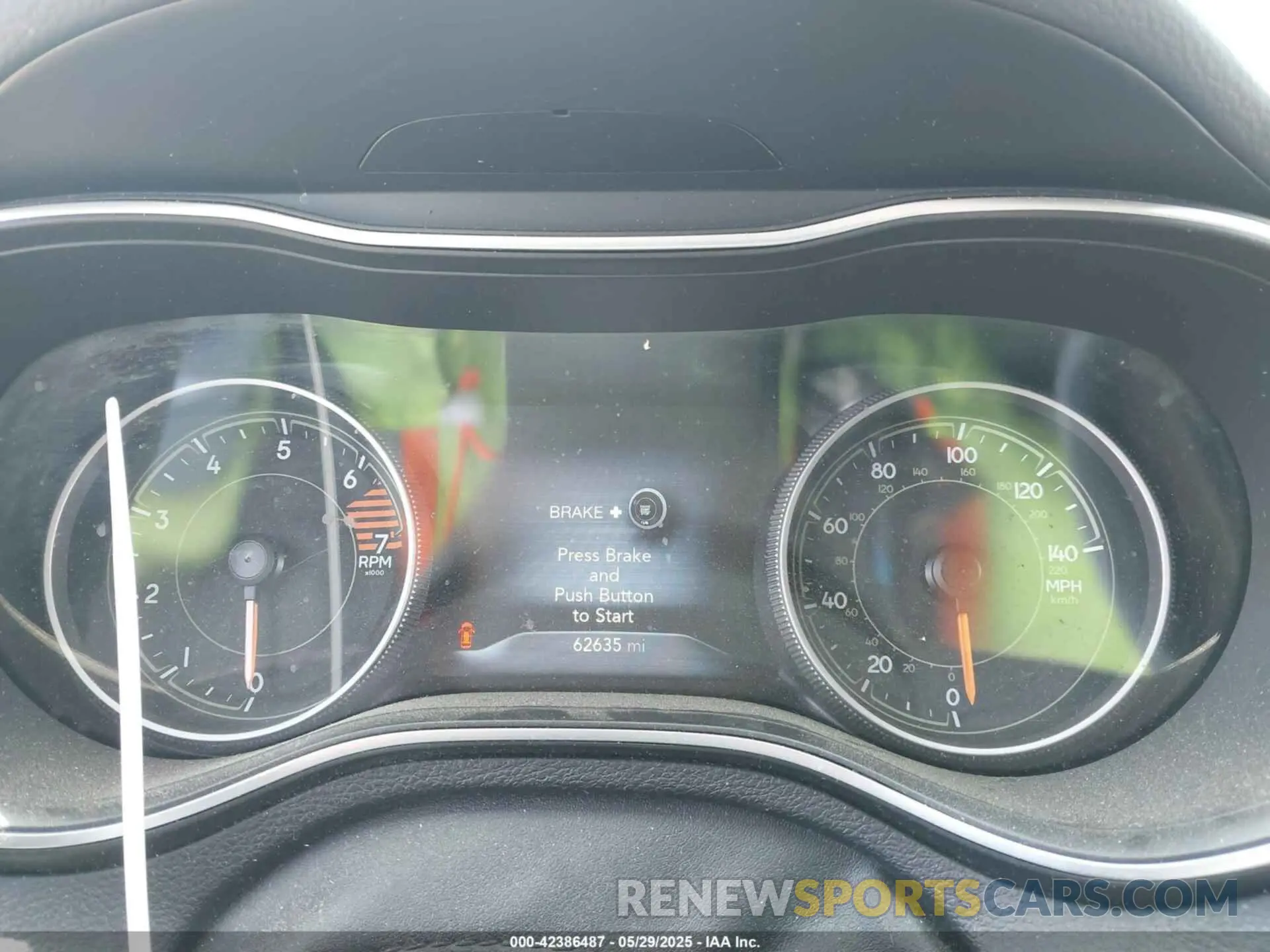 7 Photograph of a damaged car 1C4PJLDB7KD207845 JEEP CHEROKEE 2019