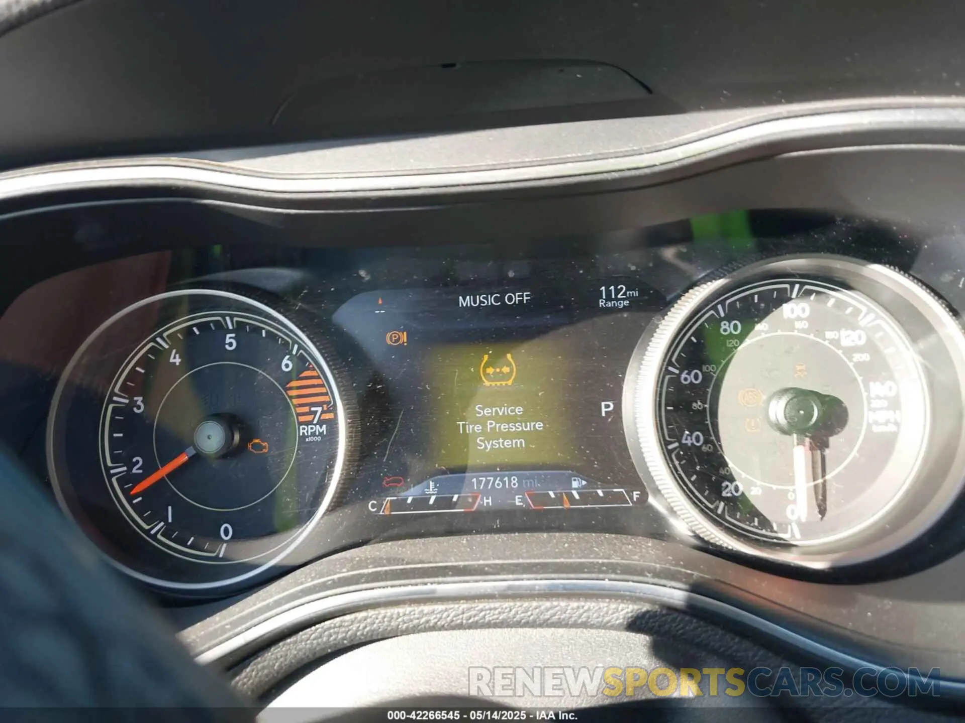 7 Photograph of a damaged car 1C4PJLDB8KD136168 JEEP CHEROKEE 2019