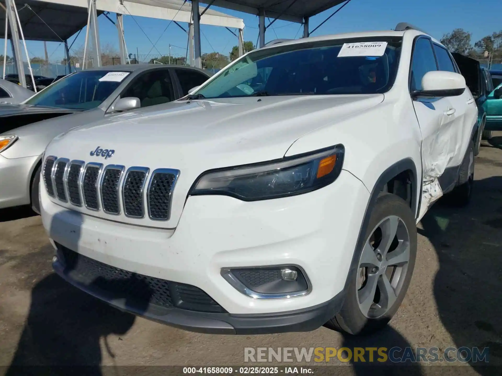 2 Photograph of a damaged car 1C4PJLDB9KD443526 JEEP CHEROKEE 2019