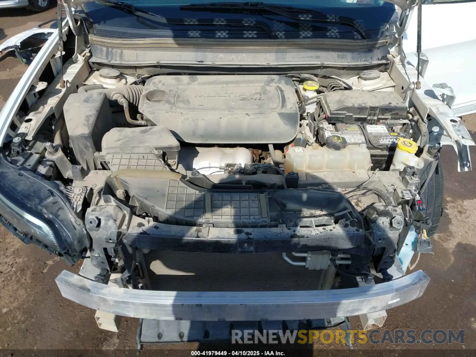 10 Photograph of a damaged car 1C4PJLDBXKD487843 JEEP CHEROKEE 2019