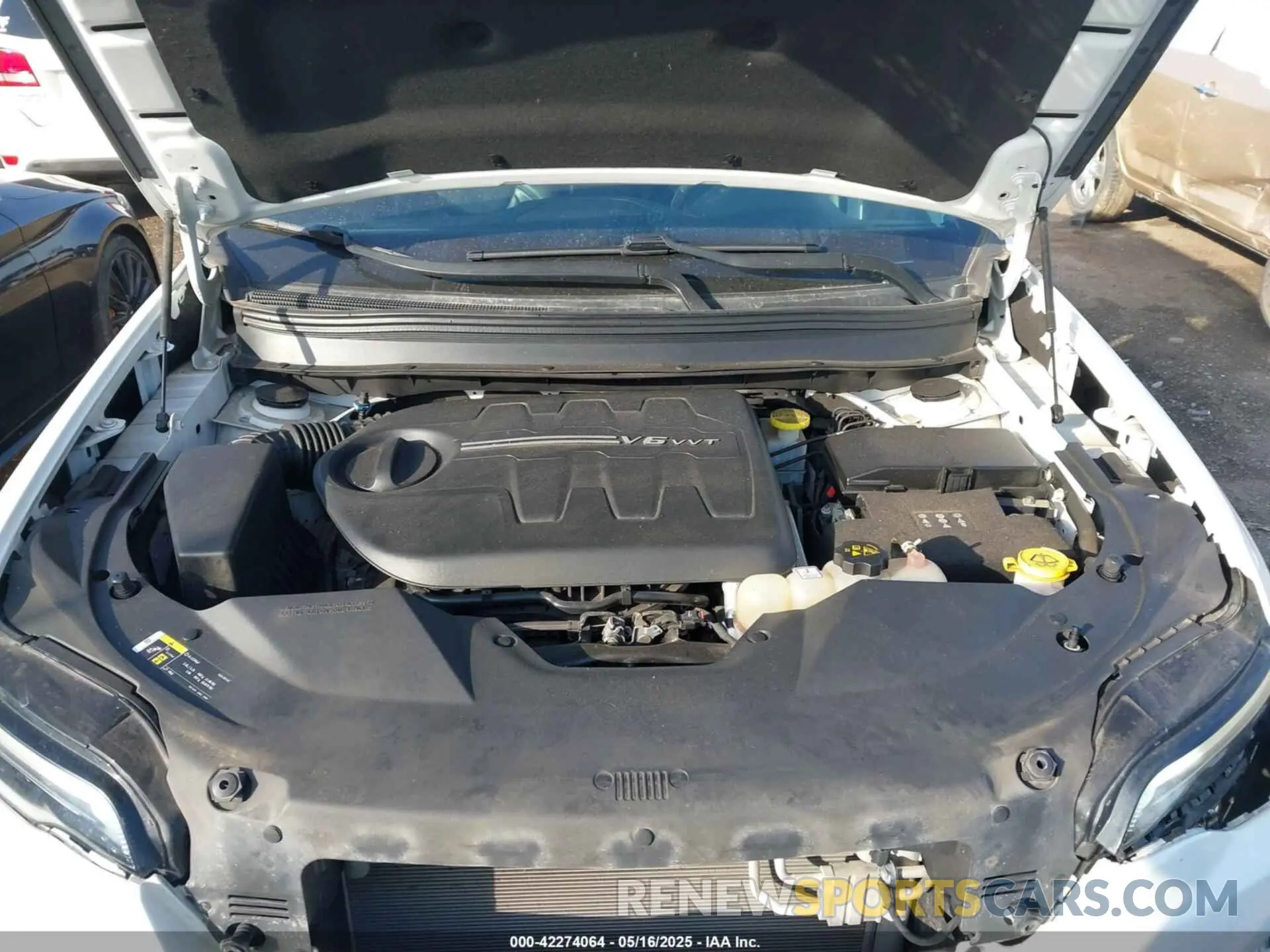 10 Photograph of a damaged car 1C4PJLDX9KD110531 JEEP CHEROKEE 2019