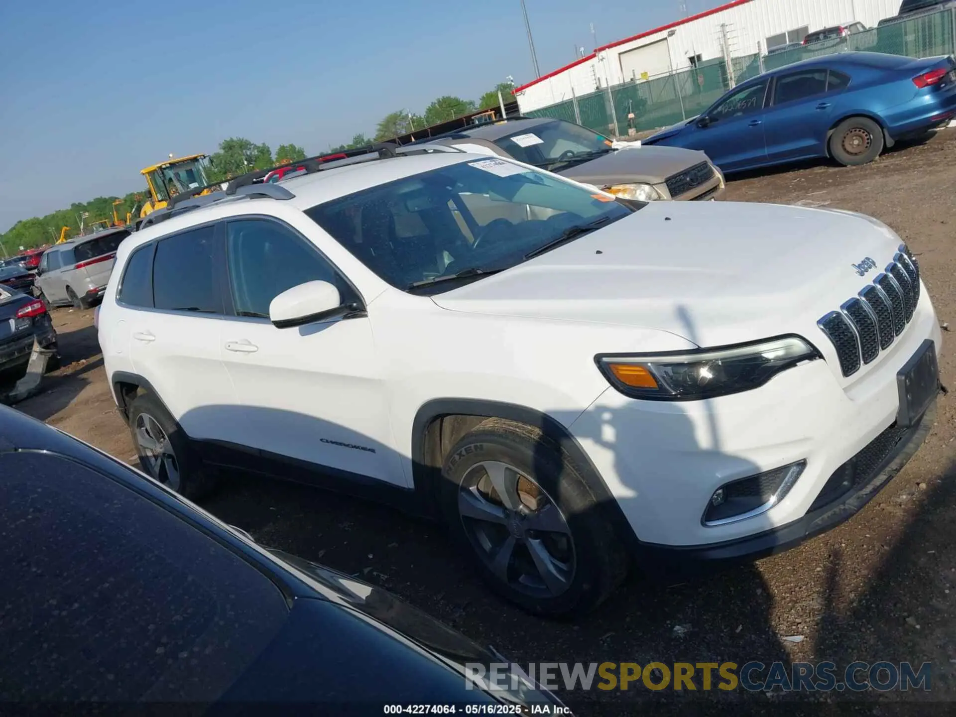 13 Photograph of a damaged car 1C4PJLDX9KD110531 JEEP CHEROKEE 2019