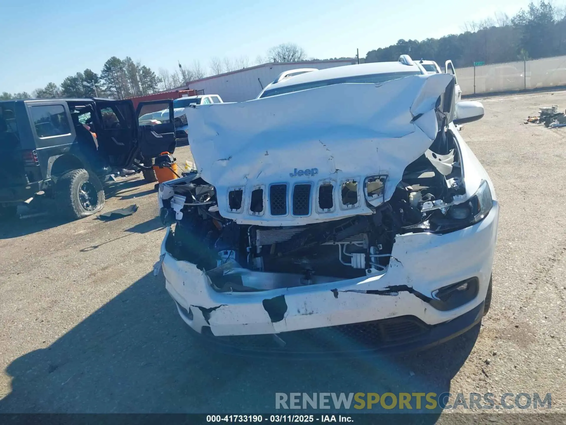 12 Photograph of a damaged car 1C4PJLLB0KD151426 JEEP CHEROKEE 2019
