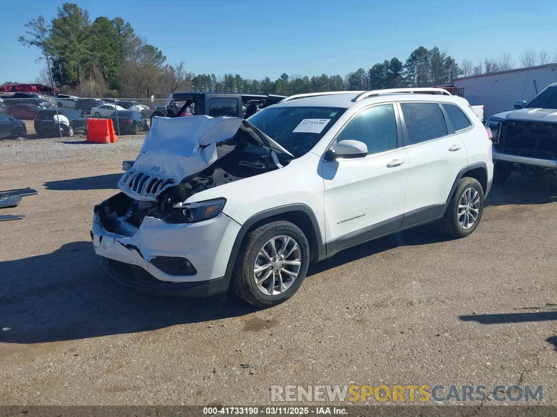 2 Photograph of a damaged car 1C4PJLLB0KD151426 JEEP CHEROKEE 2019
