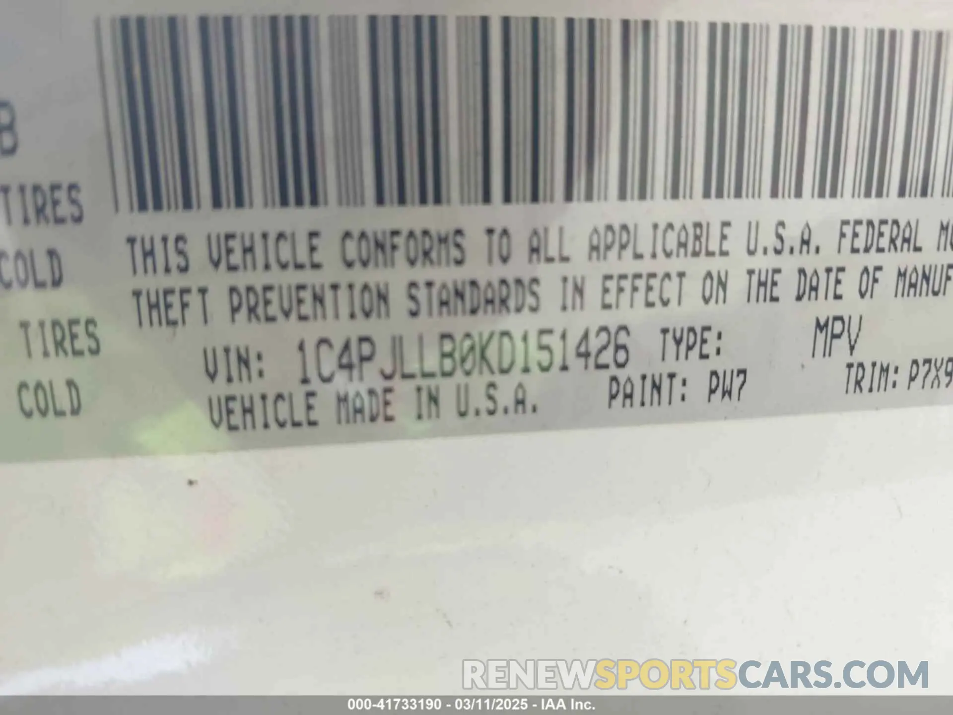 9 Photograph of a damaged car 1C4PJLLB0KD151426 JEEP CHEROKEE 2019
