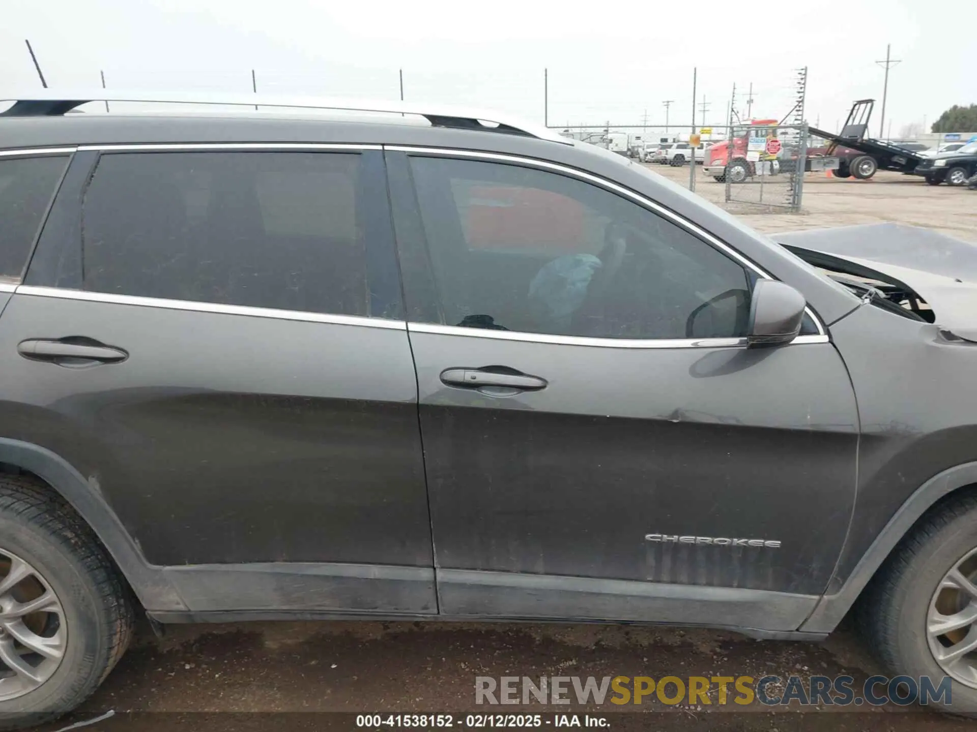 13 Photograph of a damaged car 1C4PJLLB0KD241062 JEEP CHEROKEE 2019