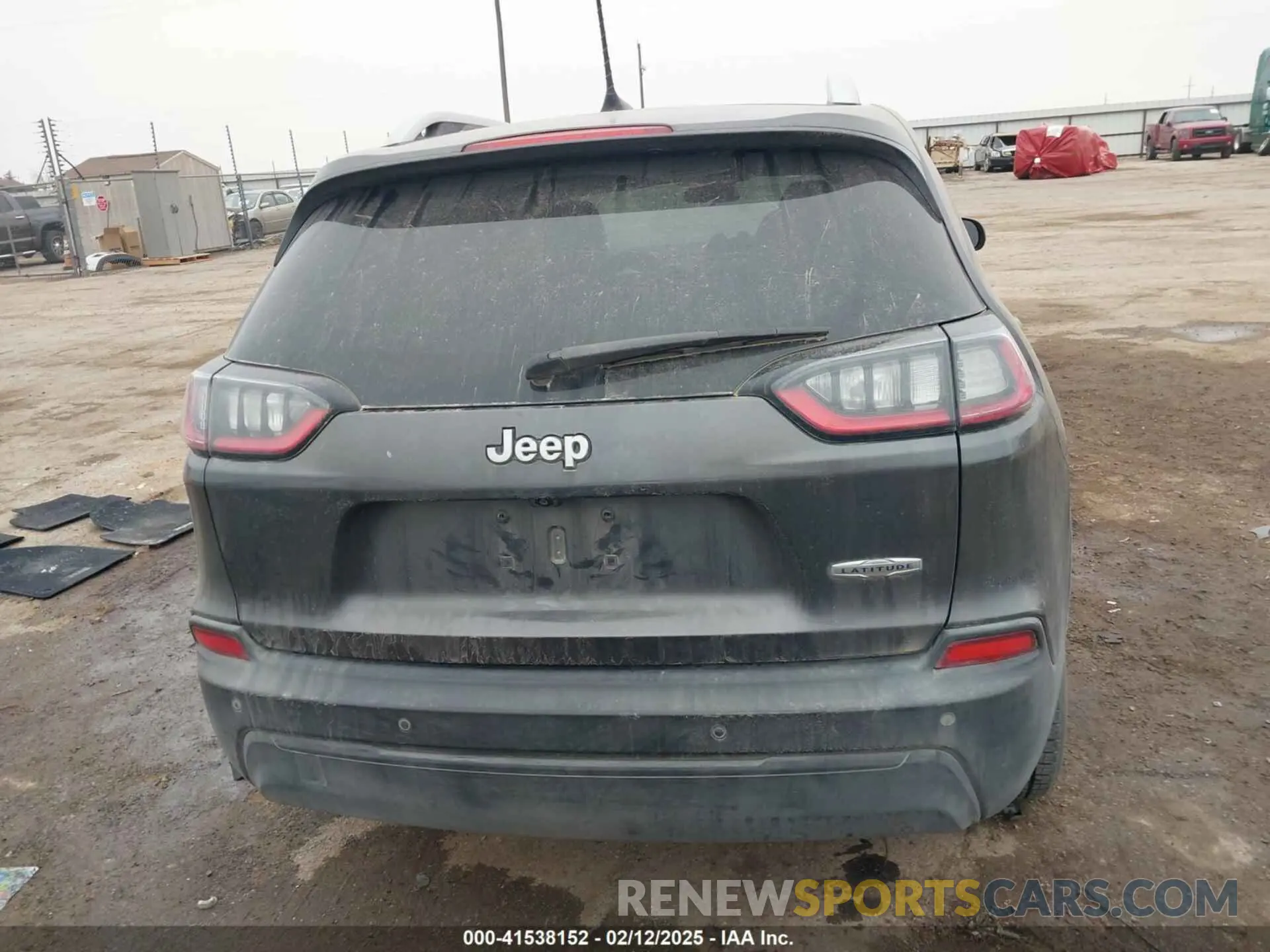 16 Photograph of a damaged car 1C4PJLLB0KD241062 JEEP CHEROKEE 2019