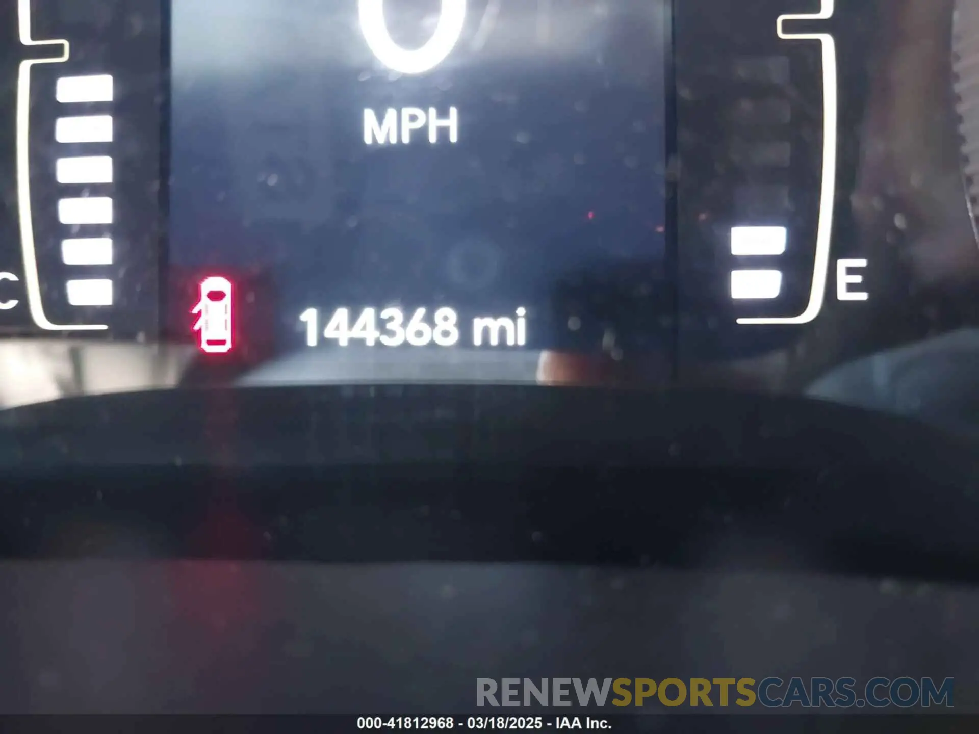 16 Photograph of a damaged car 1C4PJLLB0KD382309 JEEP CHEROKEE 2019