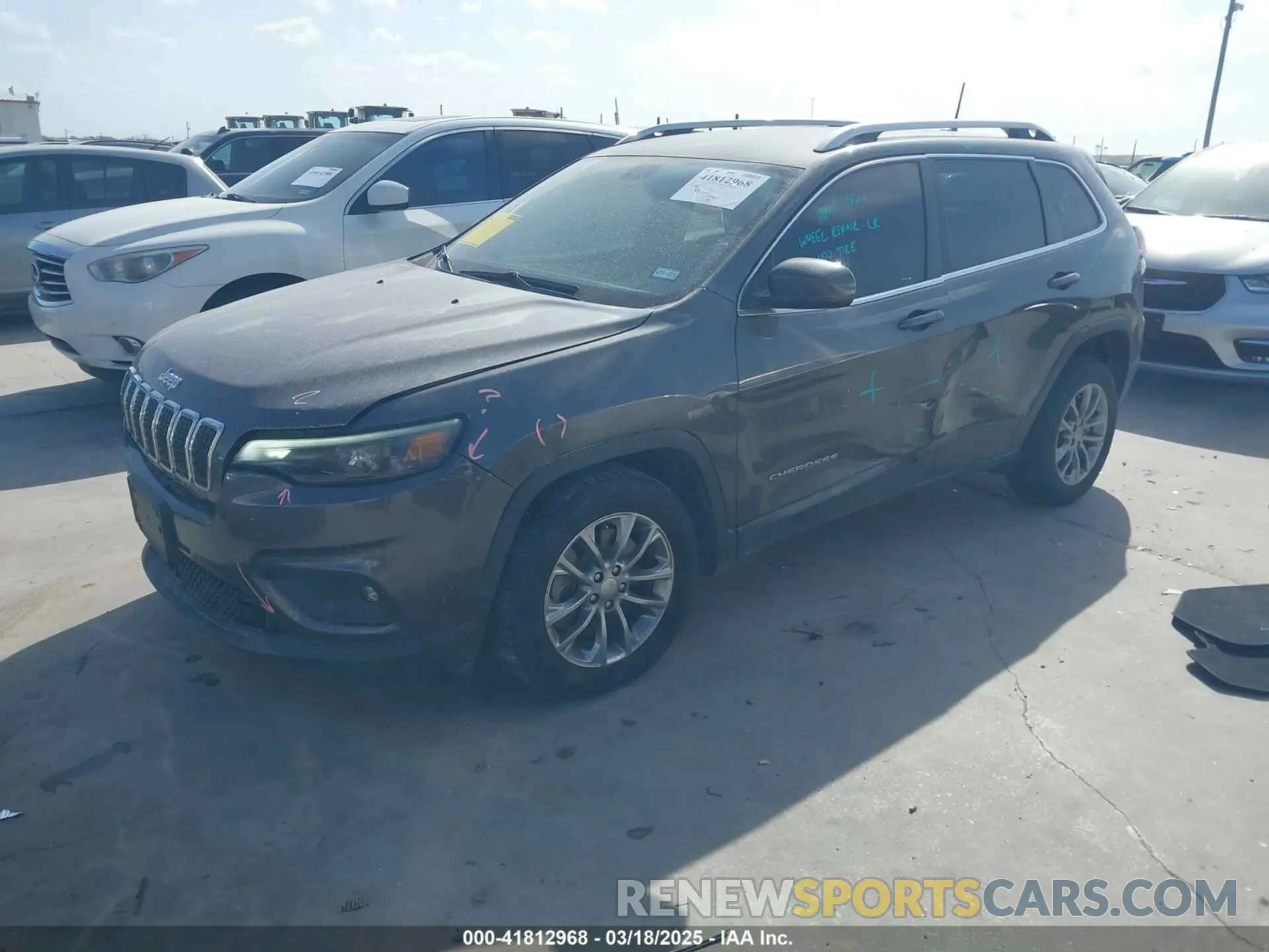 2 Photograph of a damaged car 1C4PJLLB0KD382309 JEEP CHEROKEE 2019