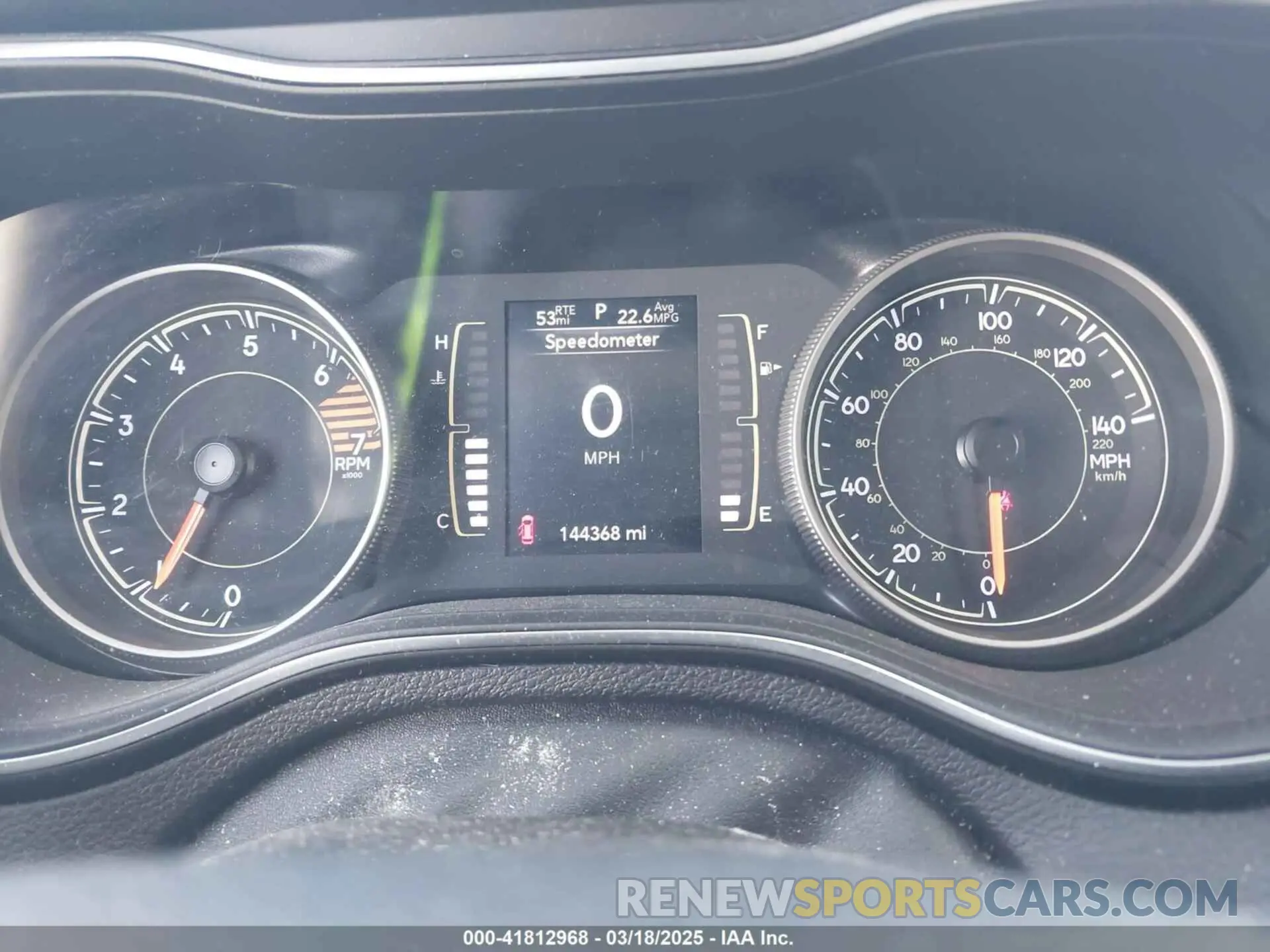 7 Photograph of a damaged car 1C4PJLLB0KD382309 JEEP CHEROKEE 2019