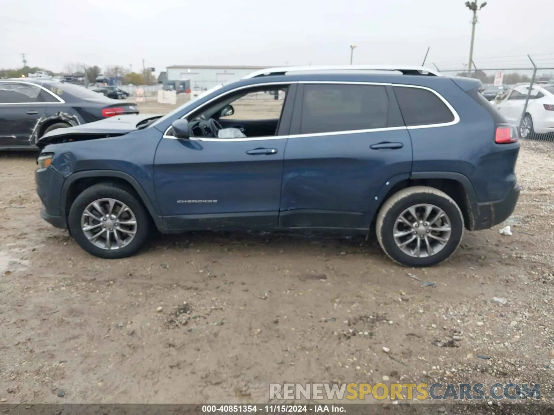 14 Photograph of a damaged car 1C4PJLLB0KD434960 JEEP CHEROKEE 2019