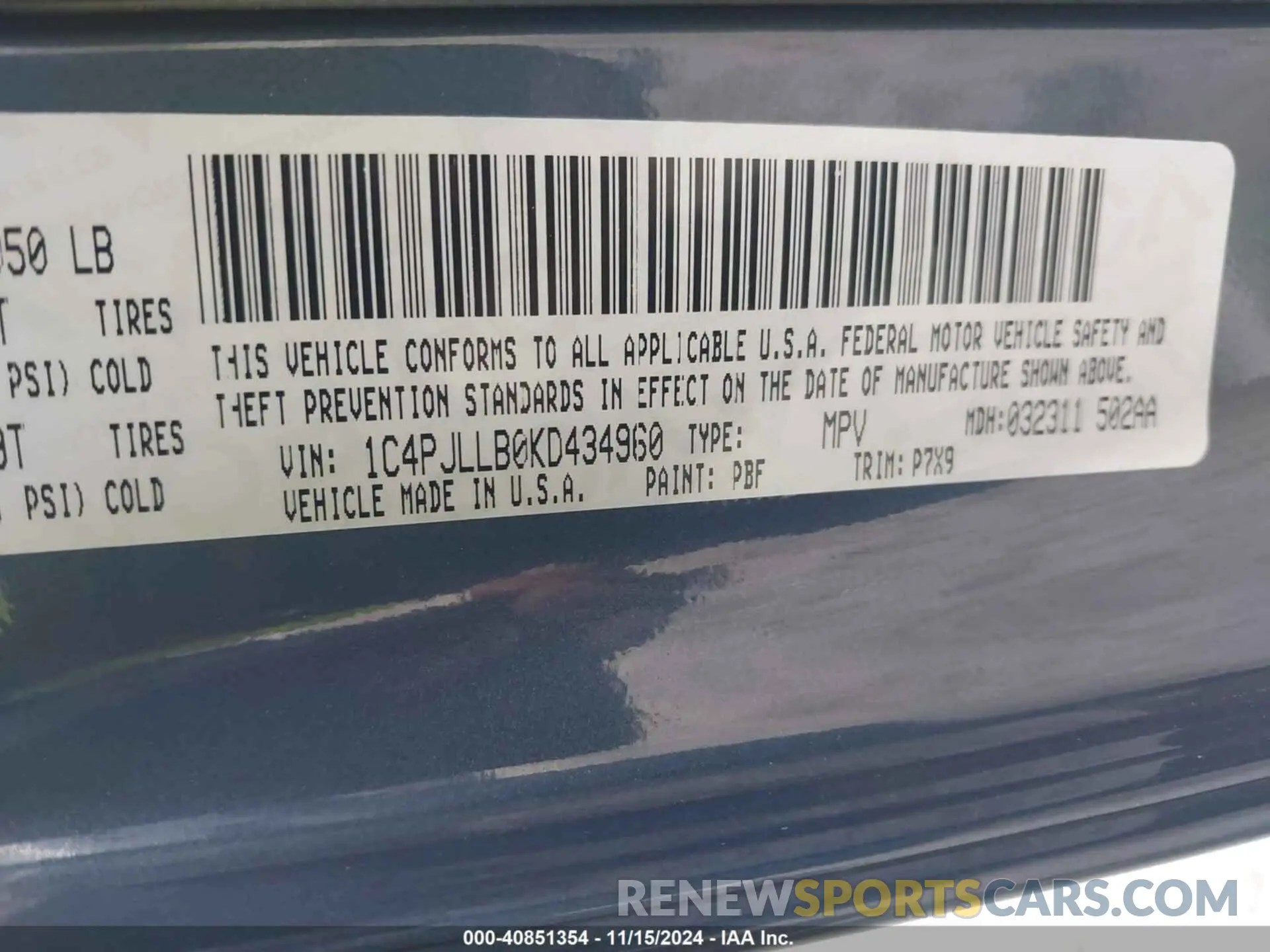 9 Photograph of a damaged car 1C4PJLLB0KD434960 JEEP CHEROKEE 2019