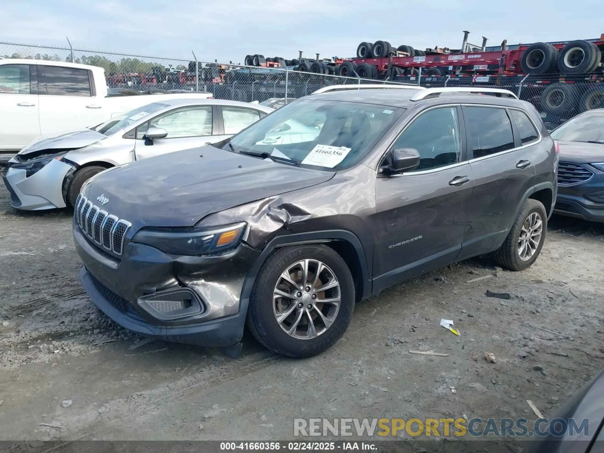 14 Photograph of a damaged car 1C4PJLLB2KD143876 JEEP CHEROKEE 2019