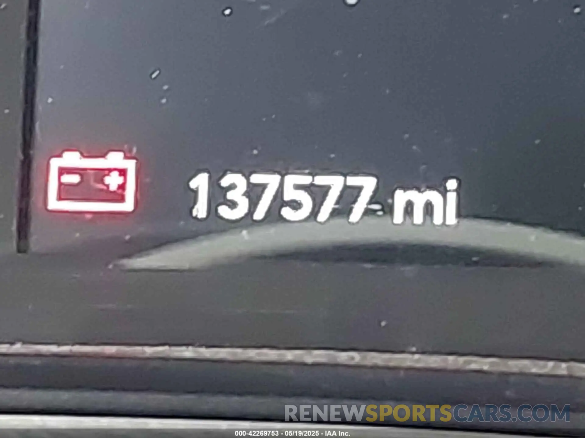 16 Photograph of a damaged car 1C4PJLLB2KD301522 JEEP CHEROKEE 2019