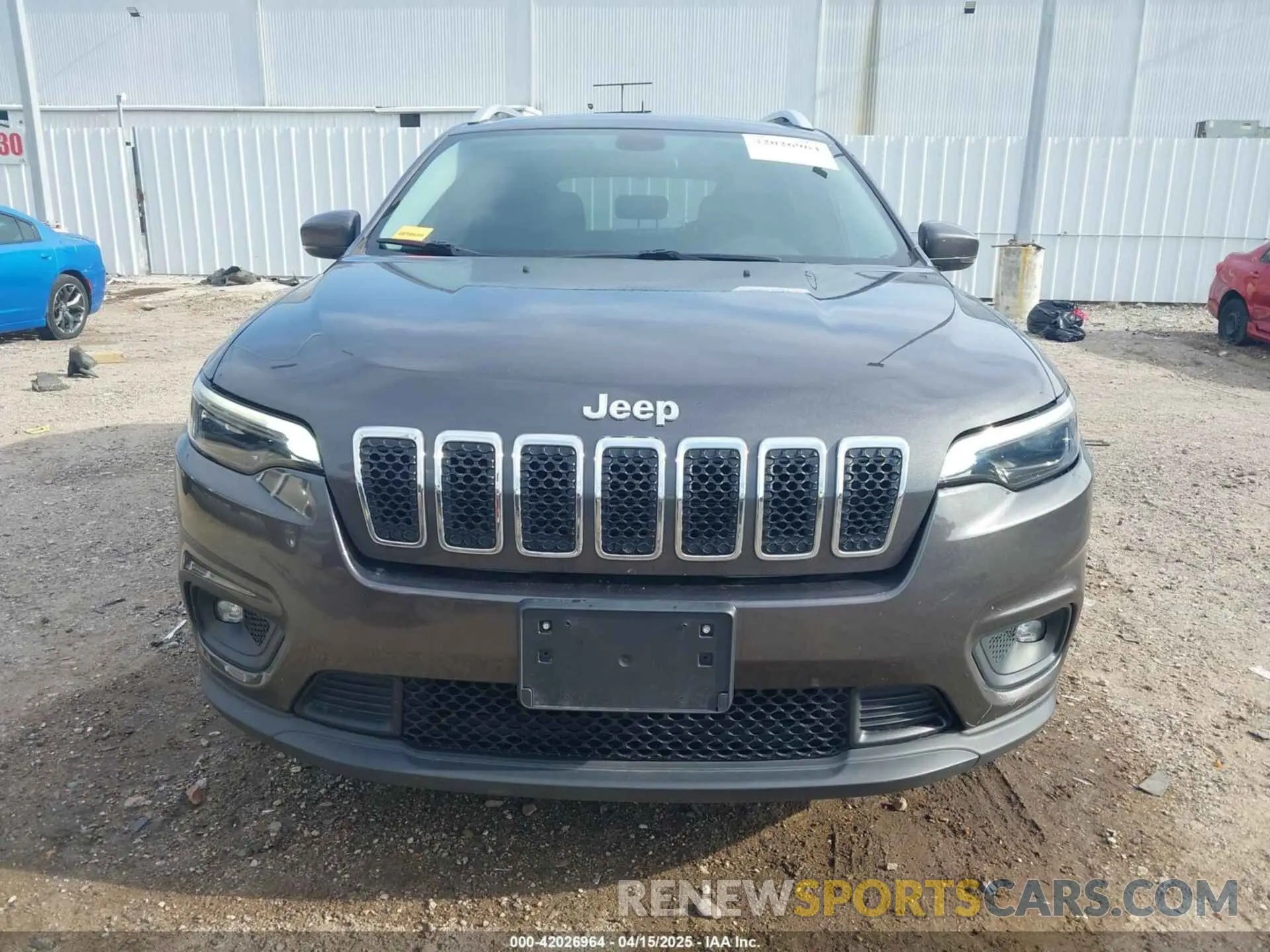 12 Photograph of a damaged car 1C4PJLLB2KD403502 JEEP CHEROKEE 2019